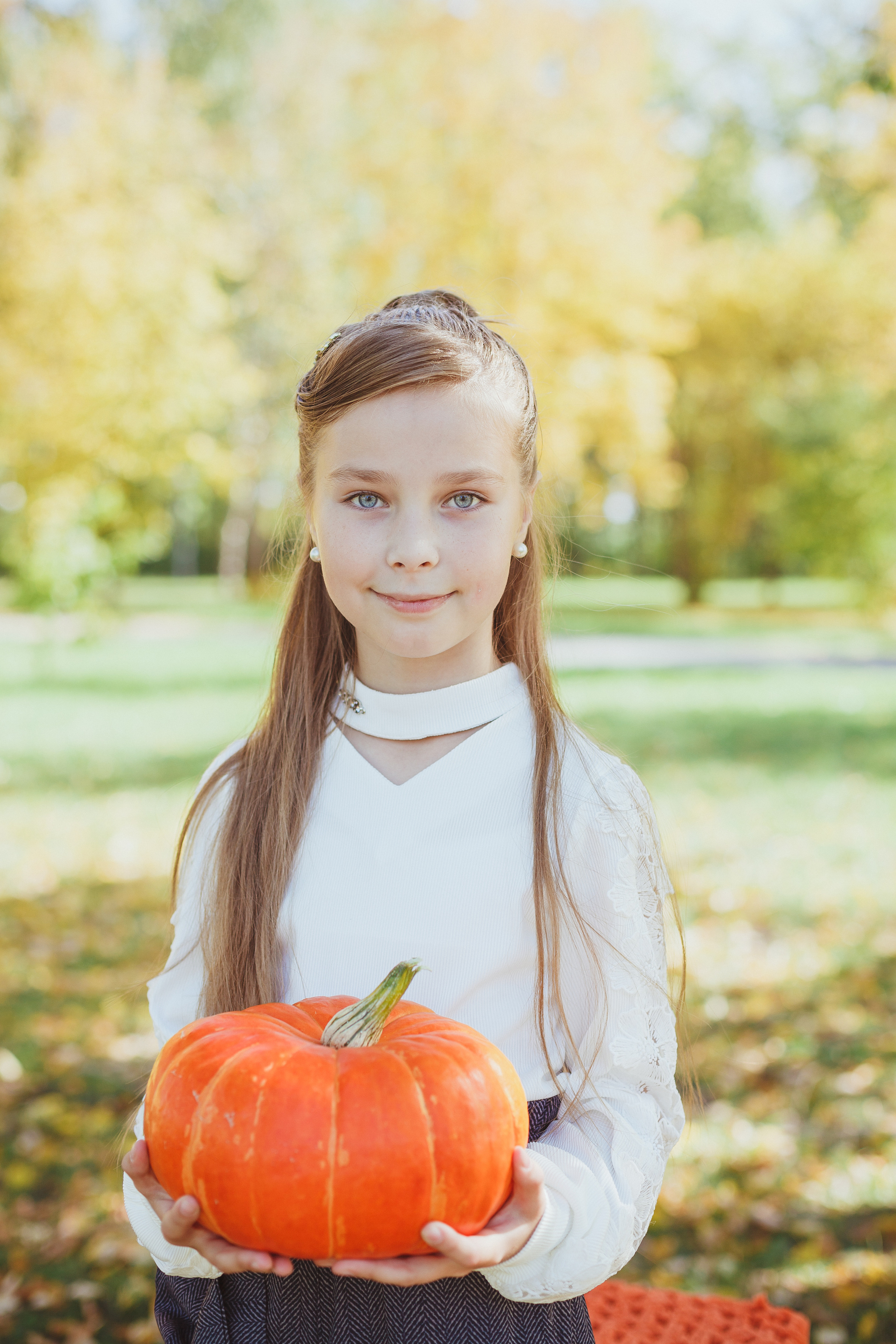 Школьная фотосессия на 31 августа. 1,2,3 сентября. Портреты детей 4-6 штук. Групповые общие 2-5 шт. Цена 450р. (1). Семейный и детский фотограф в Сухом Логу Ольга Кайгородова