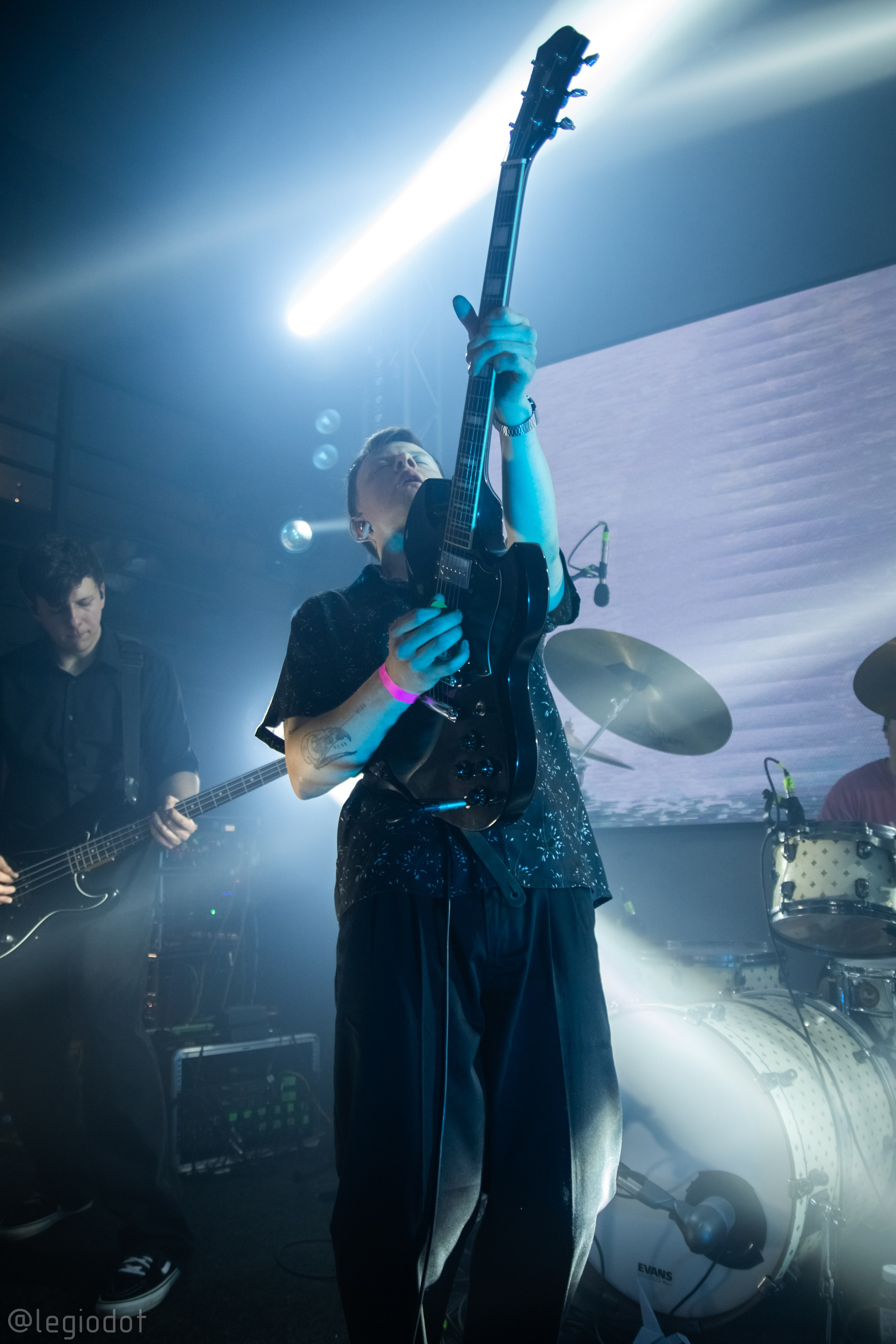 Show Me a Dinosaur & Naska 13.03.2025. Репортажный фотограф в Москве Legiodot