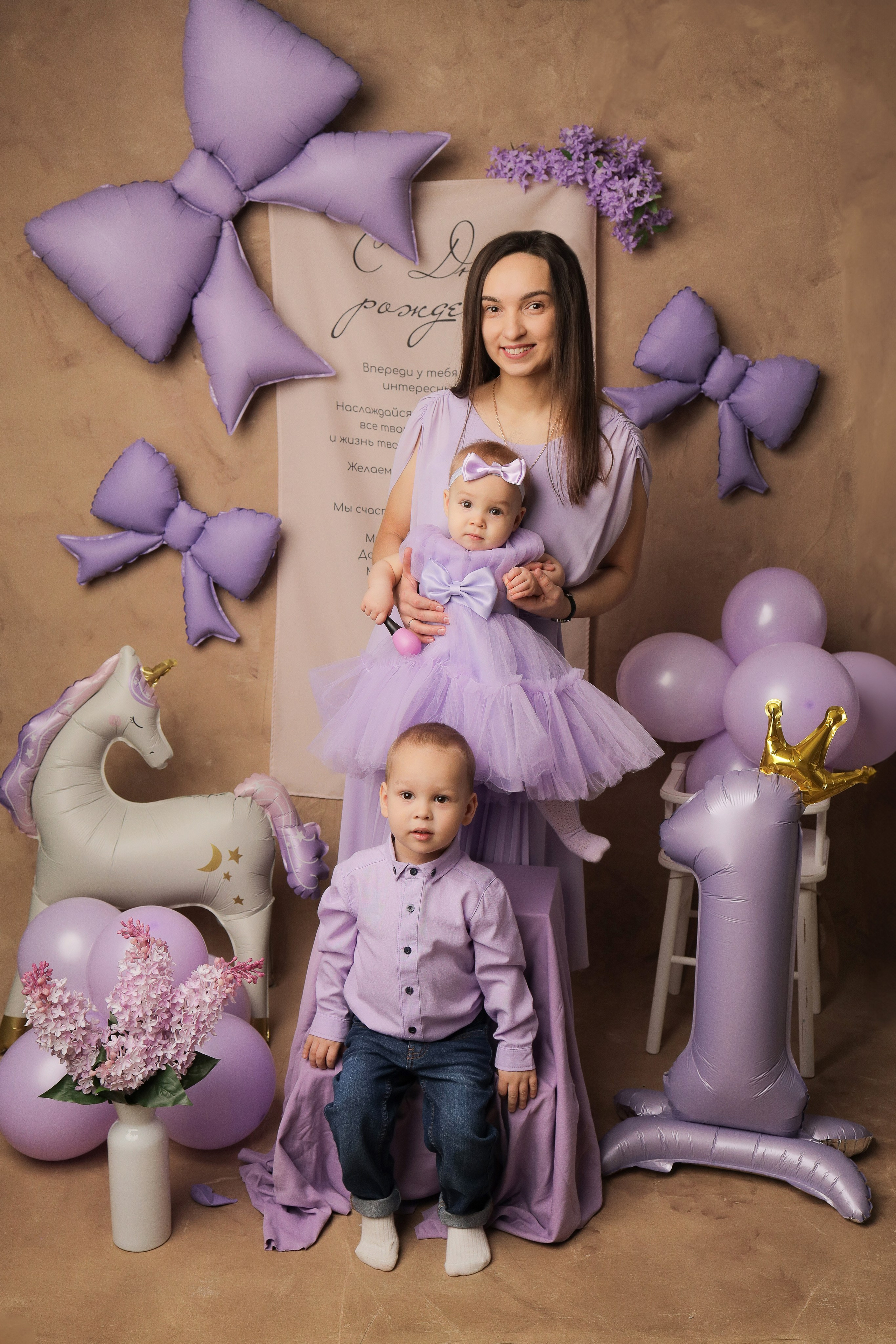 Годовасие — девочки. Фотограф новорожденных в Новокузнецке Анна Горошникова