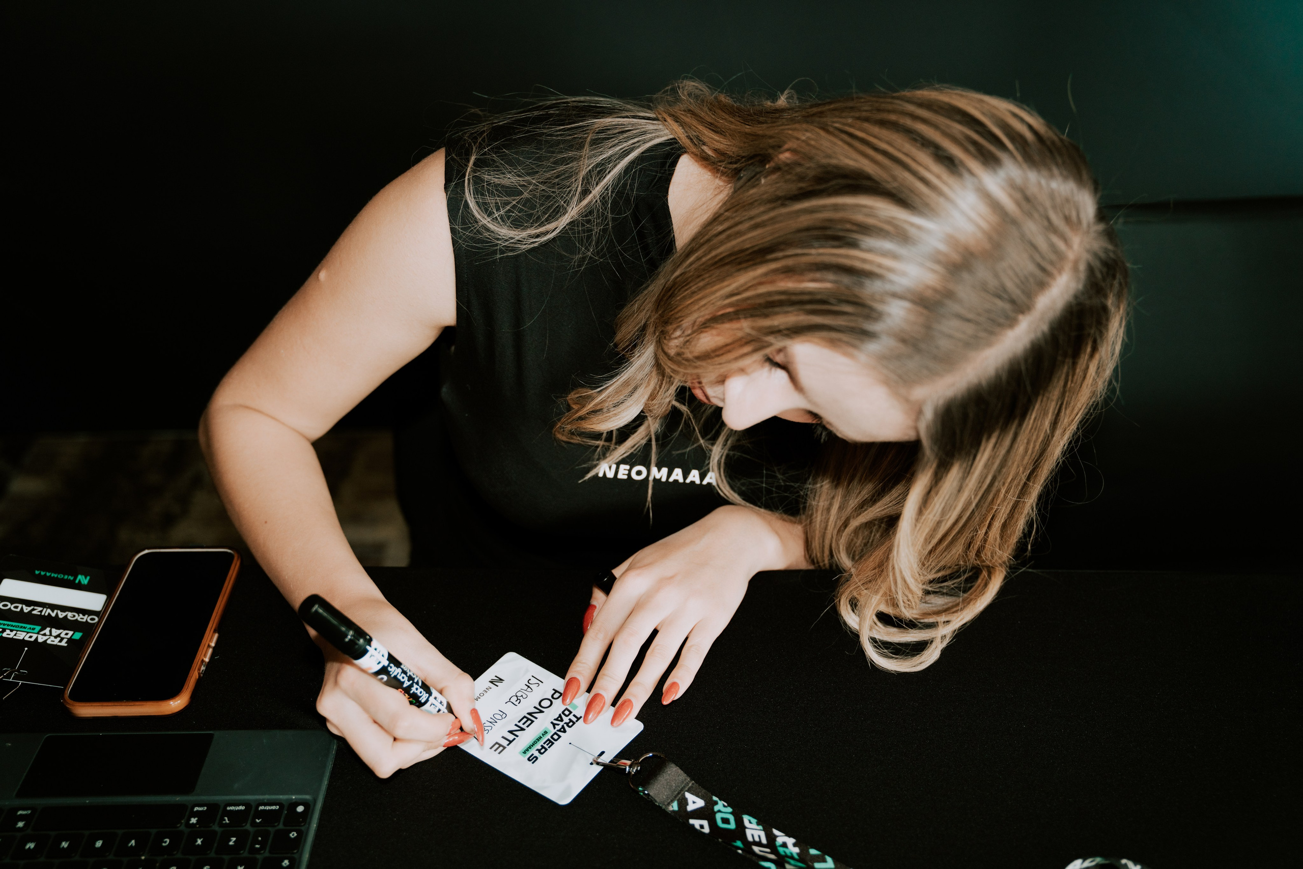 TRADERS DAY By NeomAAA Bogota. NeomAAA Funds Gallery