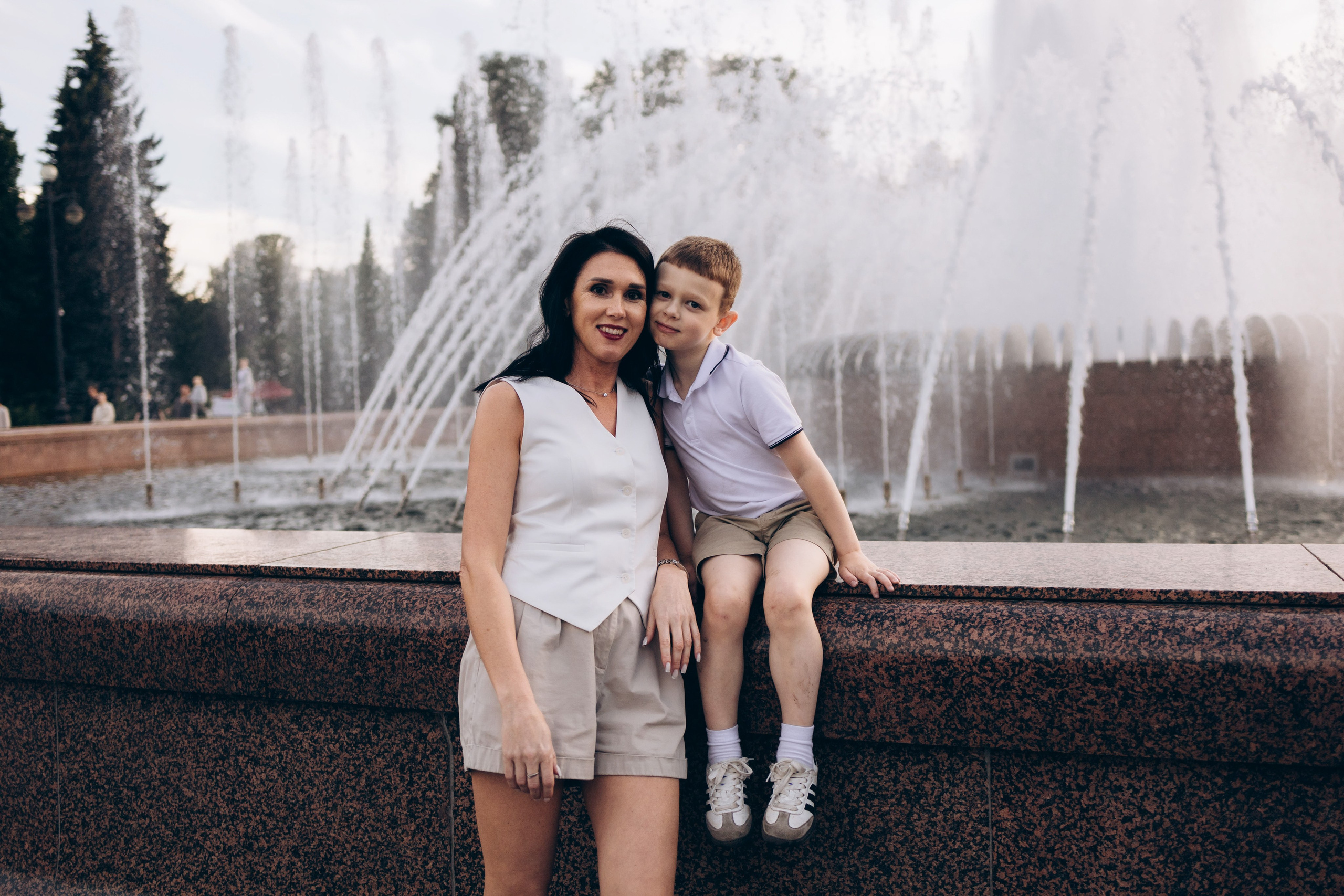 Летняя фотосессия в парке Диво остров. Фотосессия мама с сыном. Семейный и детский фотограф в Санкт-Петербурге Павлова Елена