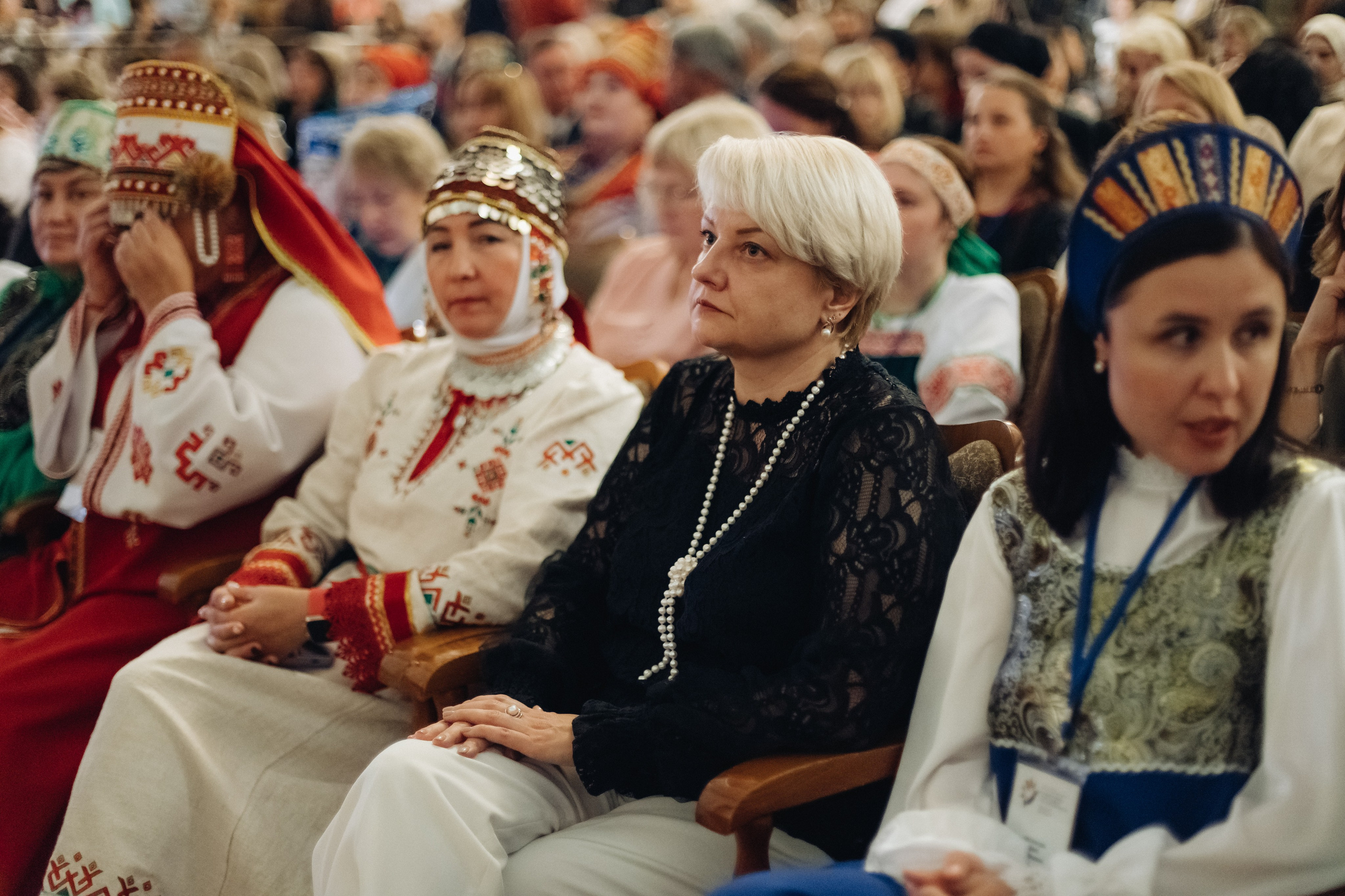 Лучший учитель родного языка и литературы 2025. Свадебный и семейный фотограф в Улан-Удэ