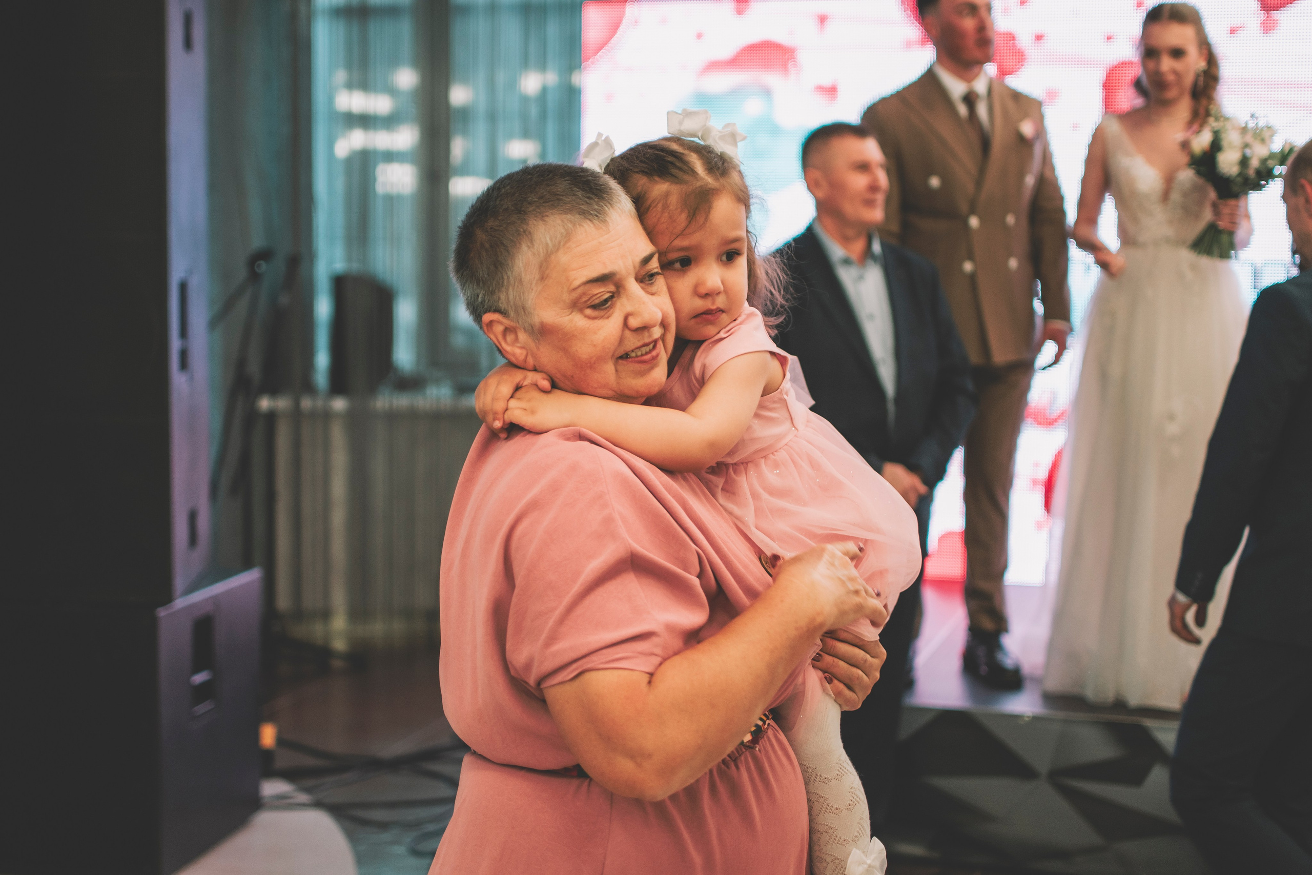 Альберт и Анастасия (Студийная фотосессия, роспись в ДК Нефтяник + фотосессия с гостями). Семейный и свадебный фотограф Губкинский и Ставрополь