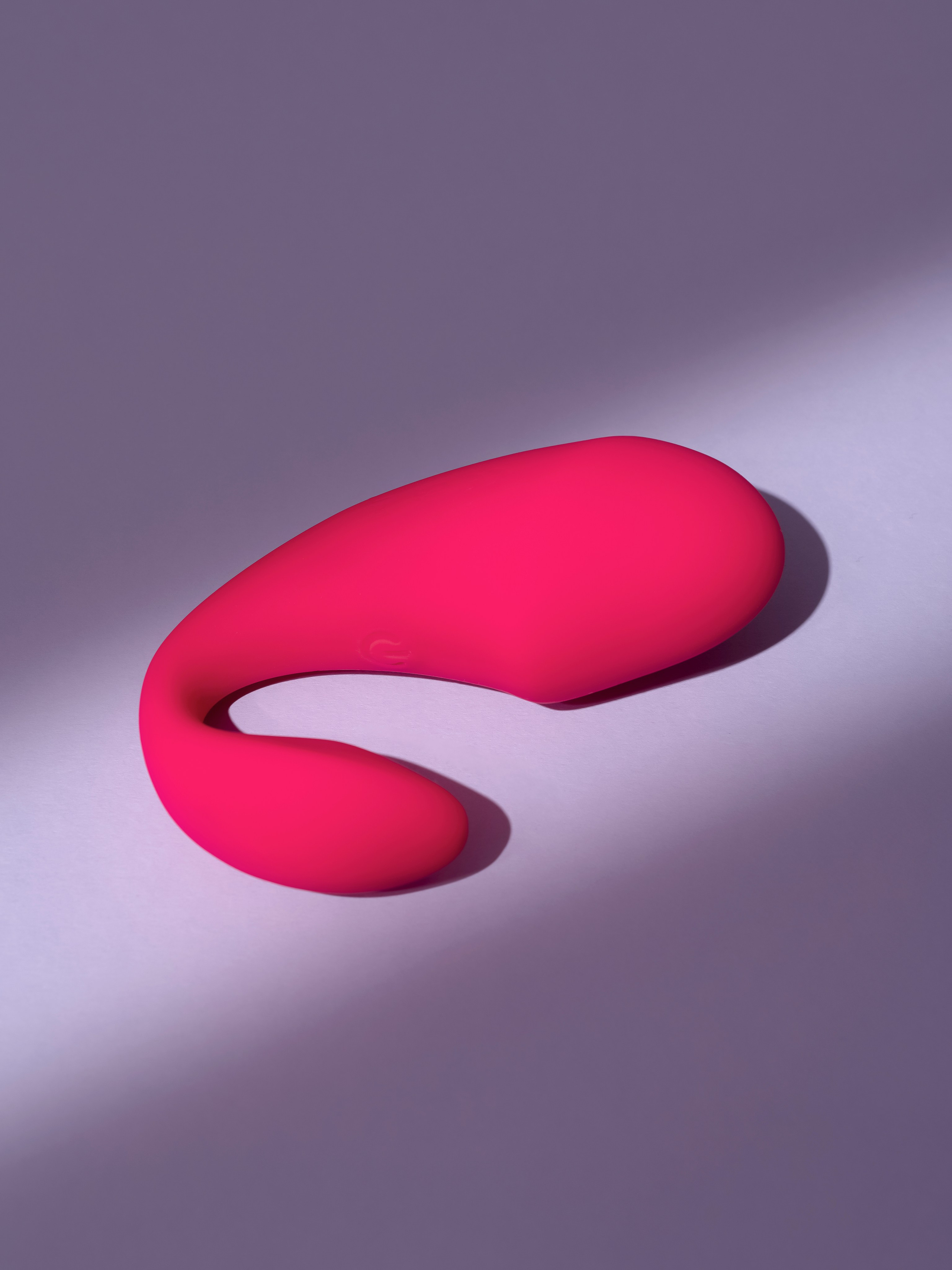 Предметная фотосъемка вибратора для маркетплейсов в Москве. 