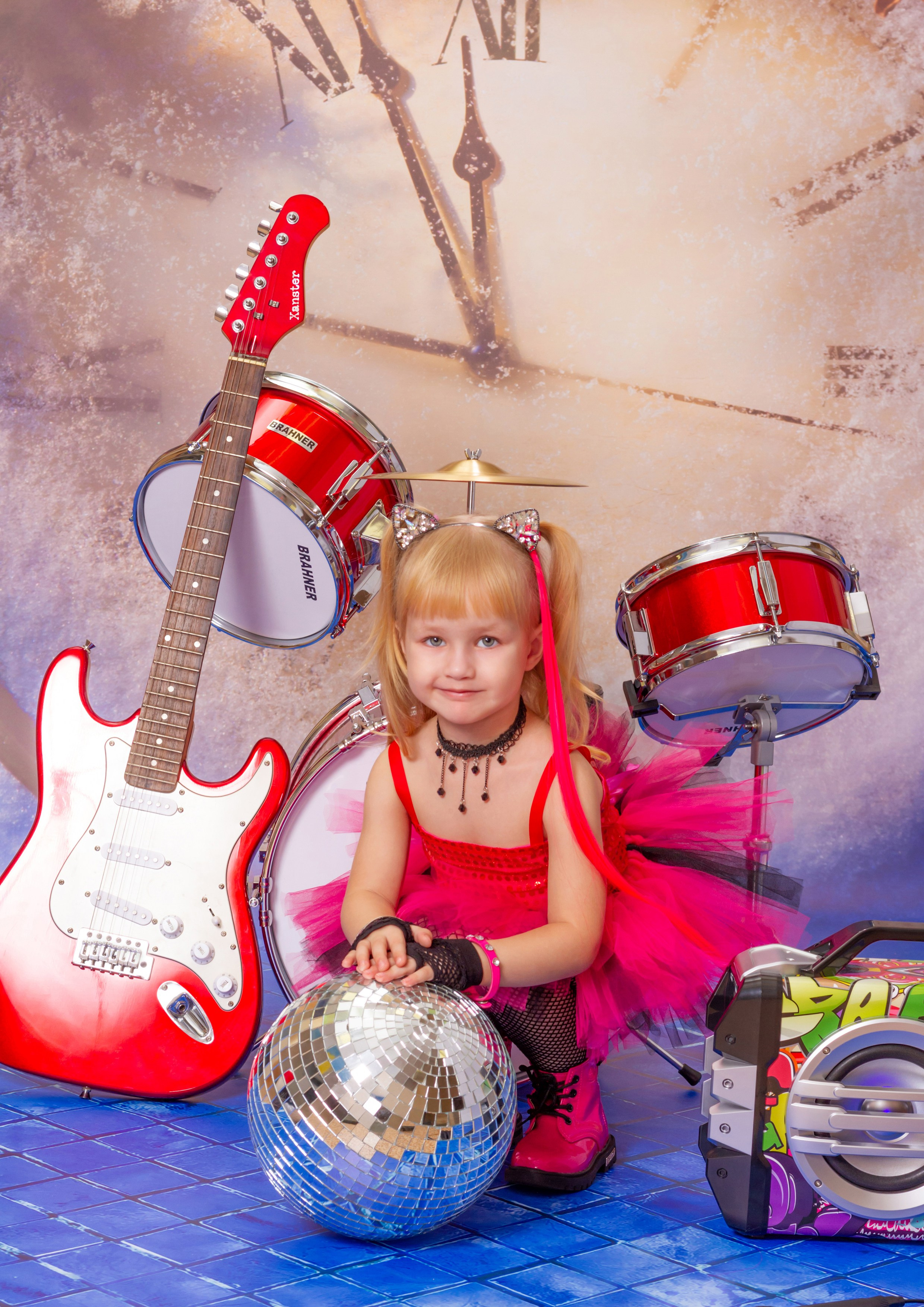 Фотосессия «Новогодняя Рок-Звезда» 2019 год. Фотограф в детский сад Елена Колчева Новокузнецк