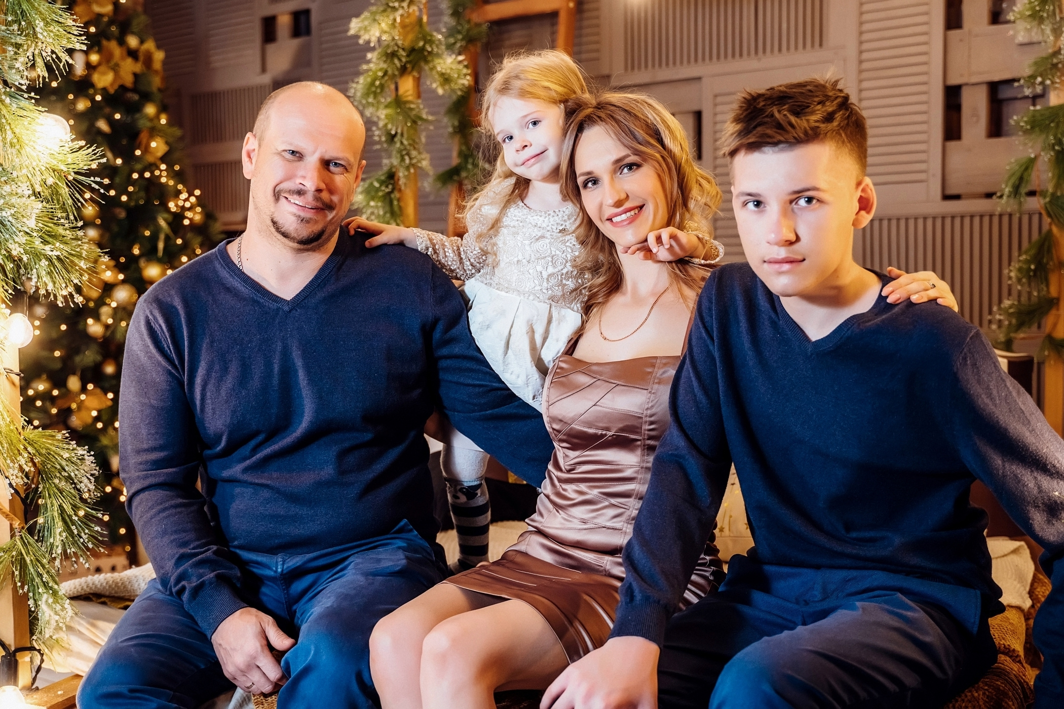 Семейная фотосессия — Андрей и Лидия с детьми. Фотограф беременных в СПб — Елена Александрова