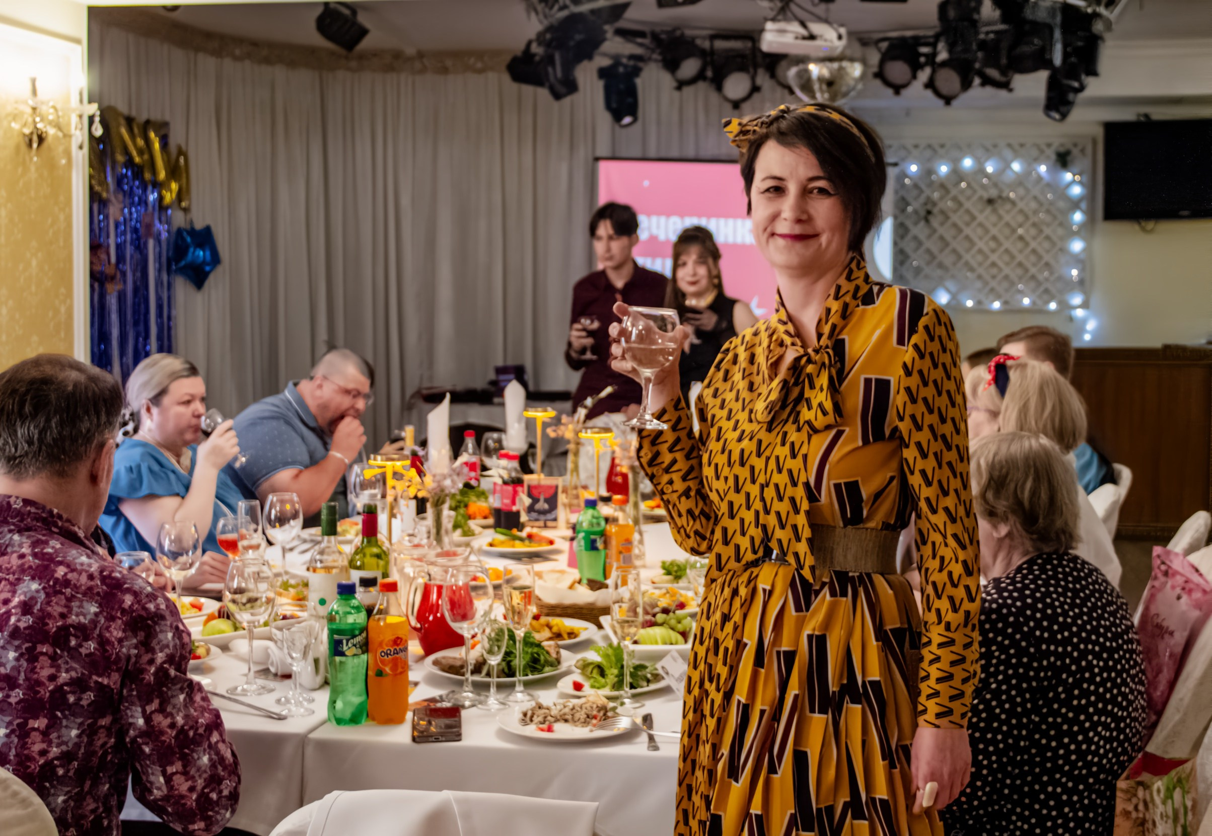 Report: в ресторане. Фотограф в Перми Любовь Огородова | Авторские туры