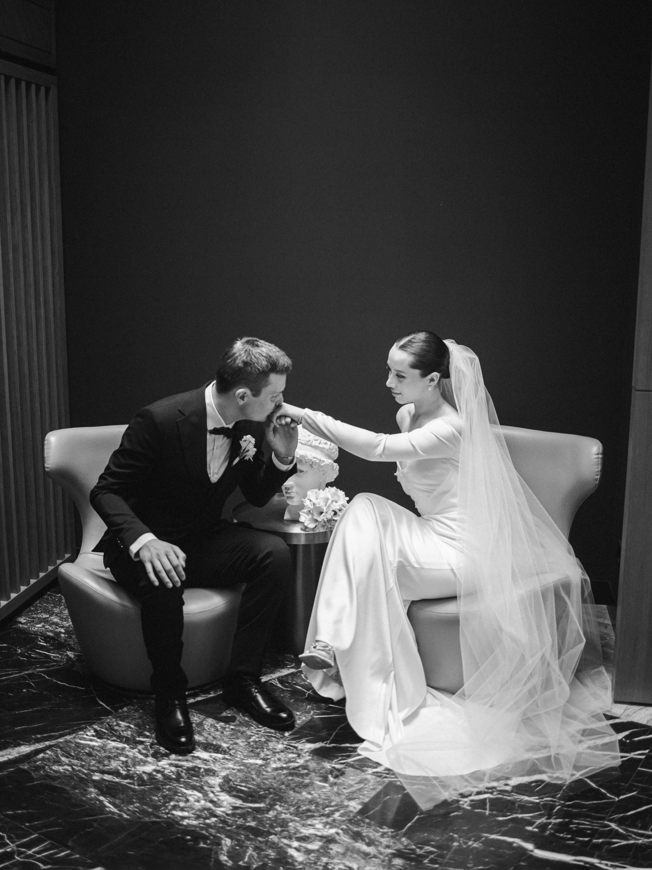 Свадебная съемка в отеле. Фотограф СПБ Засорина Юлия