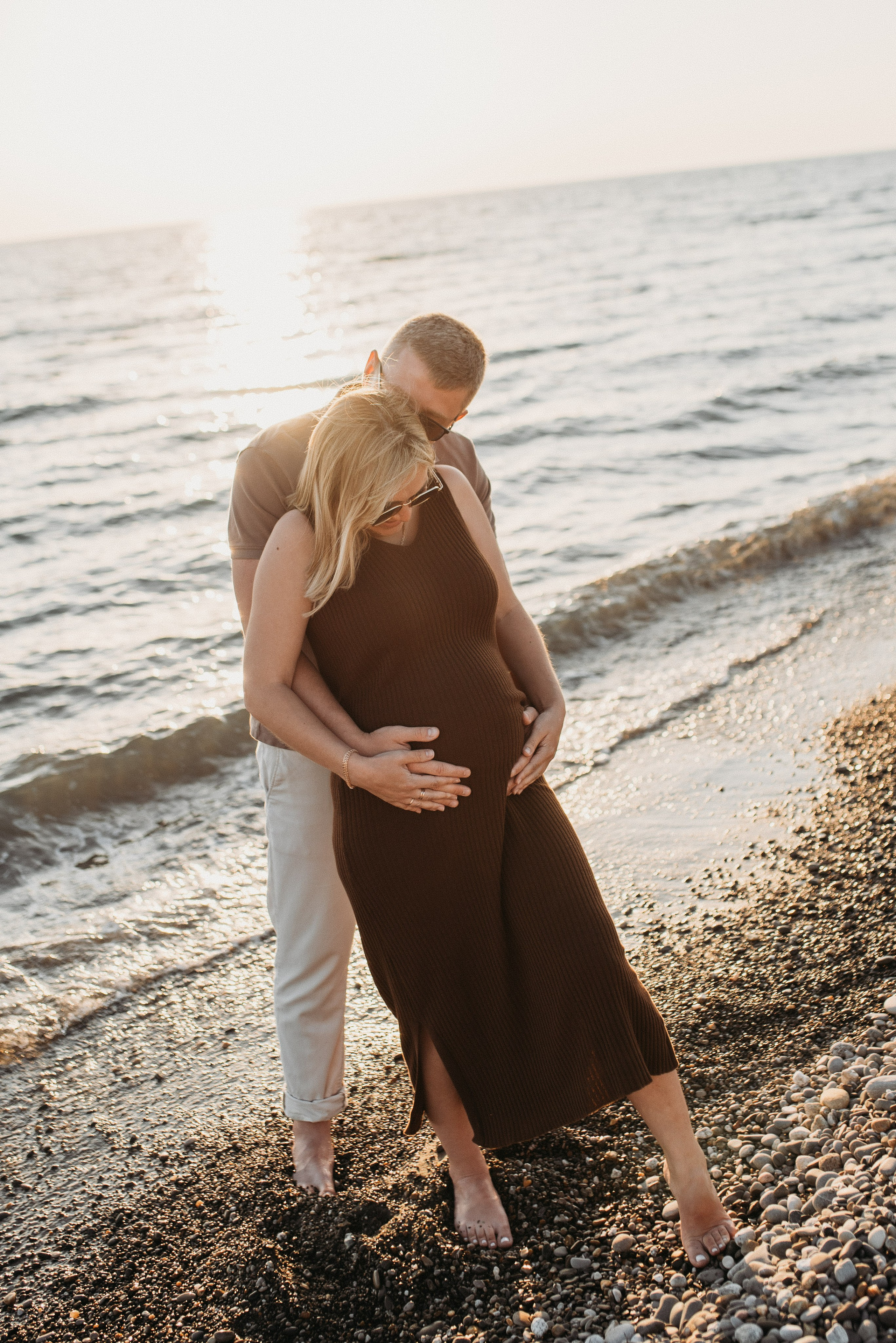 Семейная фотосессия в Головинке на берегу моря на закате. Фотограф в Сочи — Маргарита Поганова