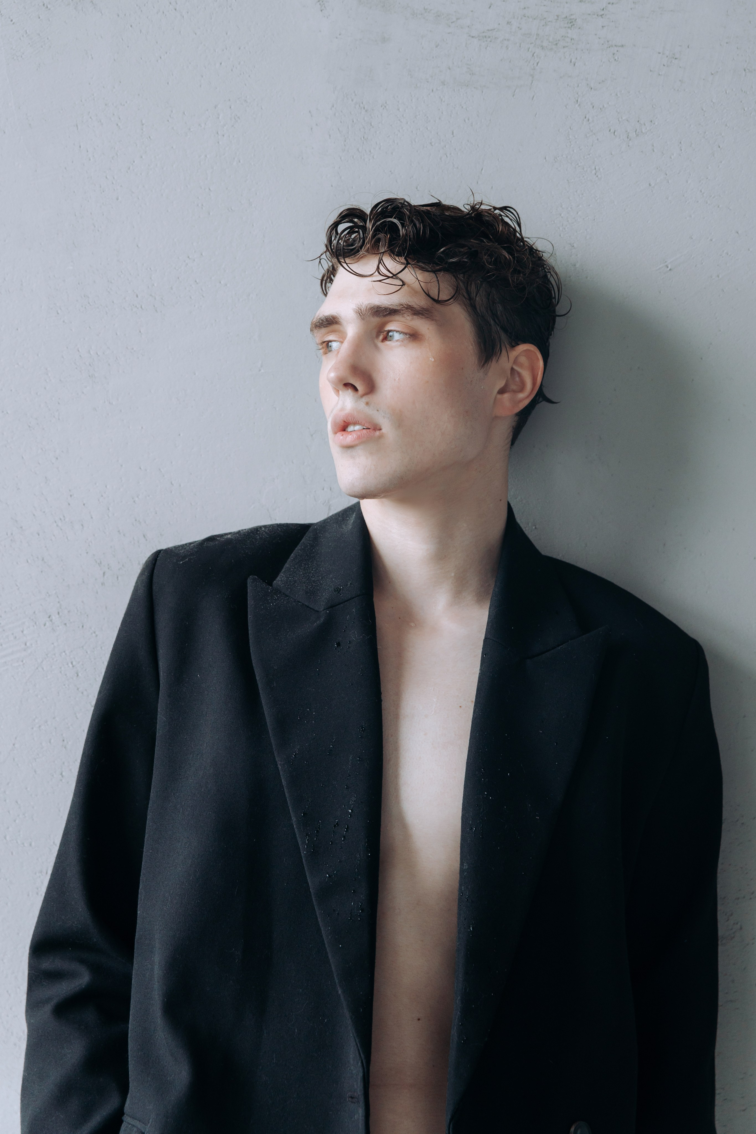 Саша. Главная