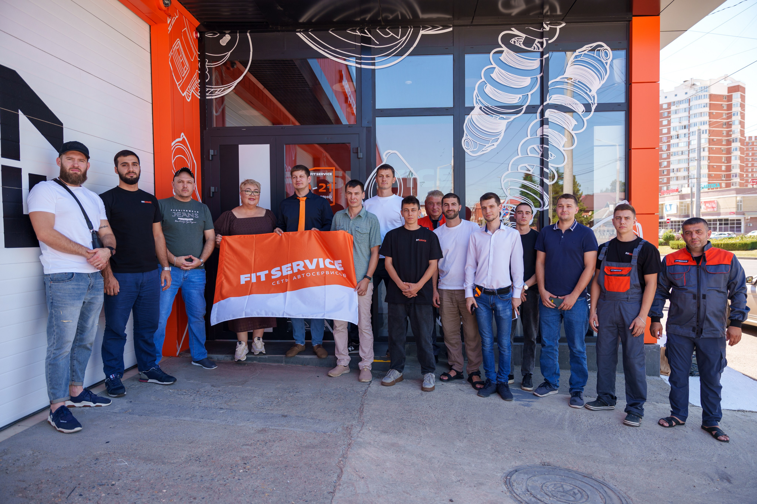 Интерьерная фотосъемка автосервиса Fit Service в Краснодаре — Профессиональная фотосъемка интерьера техцентра в Краснодаресеть СТО. Шедевры для Вас! Фотограф и Видеограф в Краснодаре Пахиев Руслан