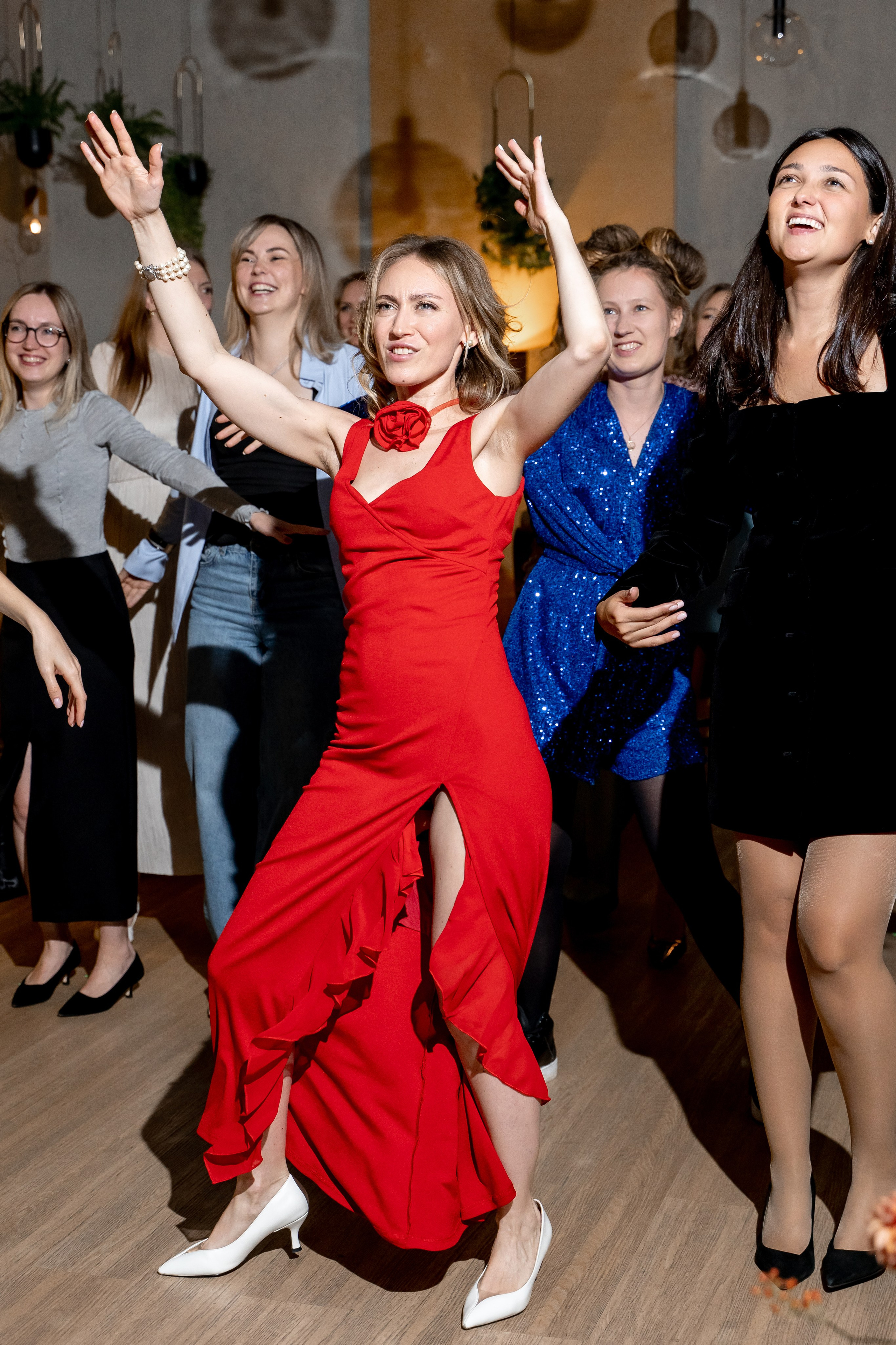 Репортаж мероприятия, репортажная съемка в Москве и Московской области, фотограф на мероприятие, фотосъемка юбилея, репортаж свадьбы, event, фотосессия на фотозоне, фотограф на юбилей, фотограф на день рождения, репортажный фотограф, съемка мероприятия, съемка на фотозоне, фотограф на корпоратив, фотограф на свадьбу, фотограф на детский праздник, фотограф на выпускной. Свадебный репортаж в лофте.