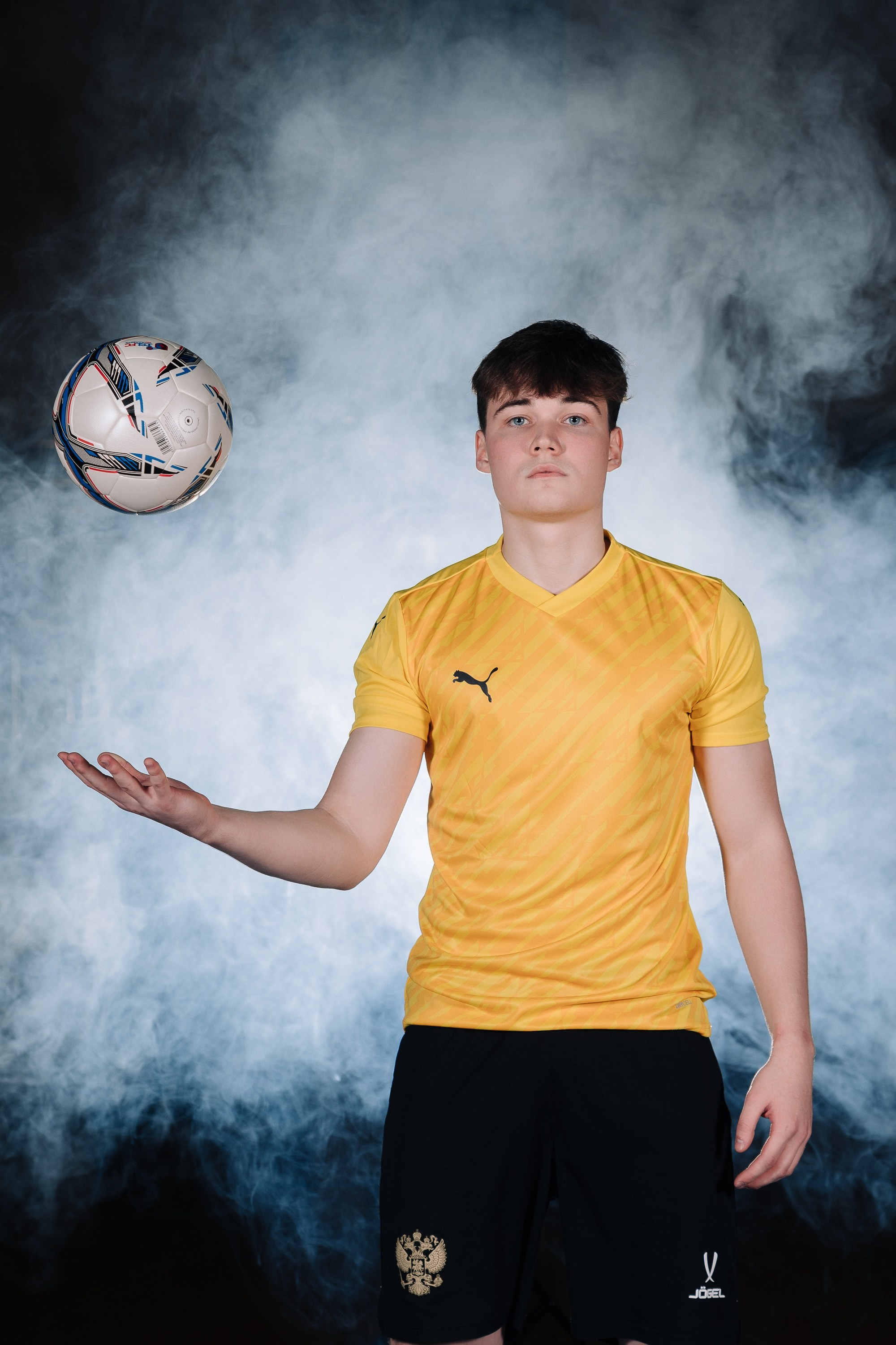 Сборная ВятГУ по мини-футболу. Паша Страхов — фотограф