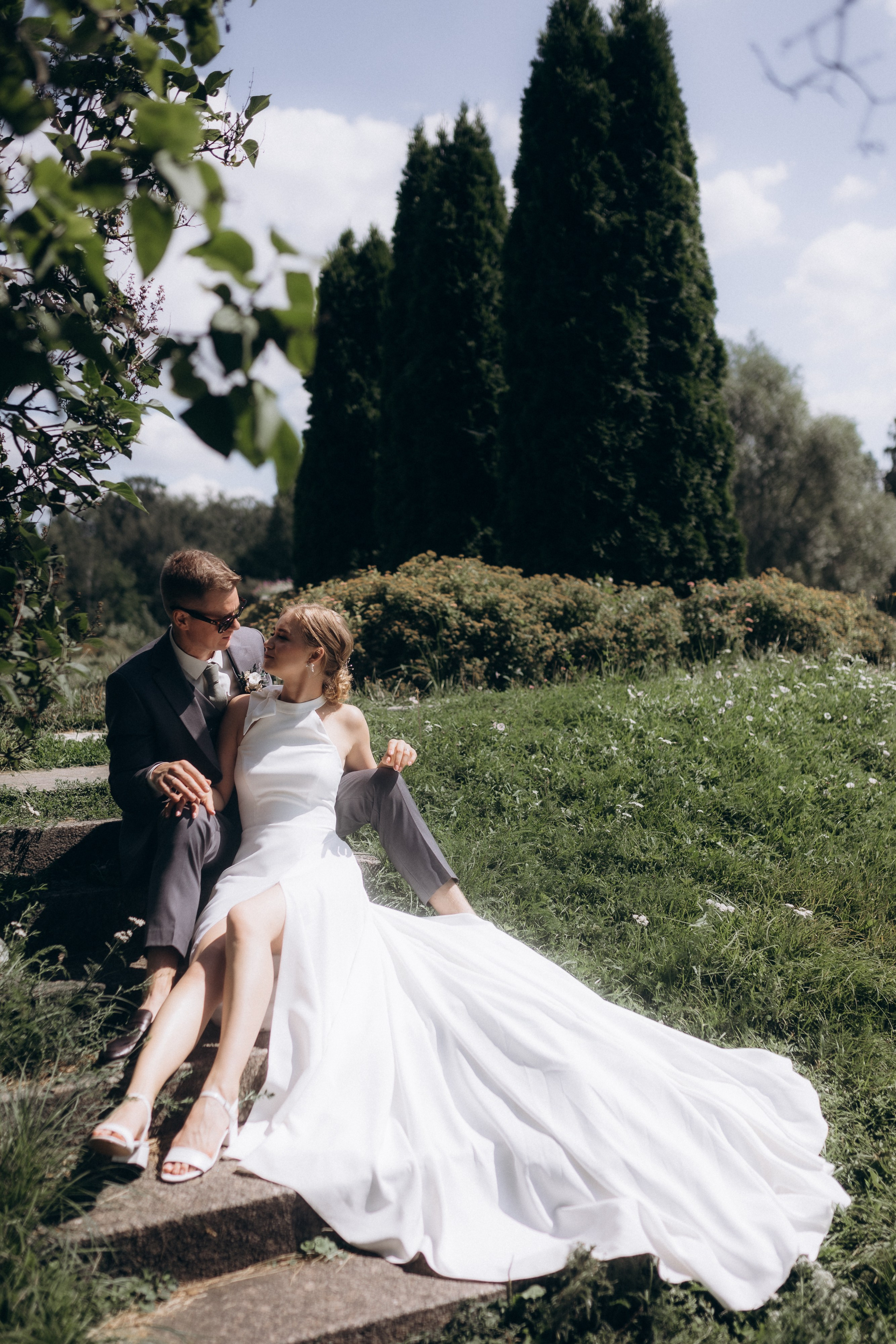 Свадебная фотосессия в Главном Ботаническом саду и в оранжерее. Свадебный фотограф в Москве Мария Крош