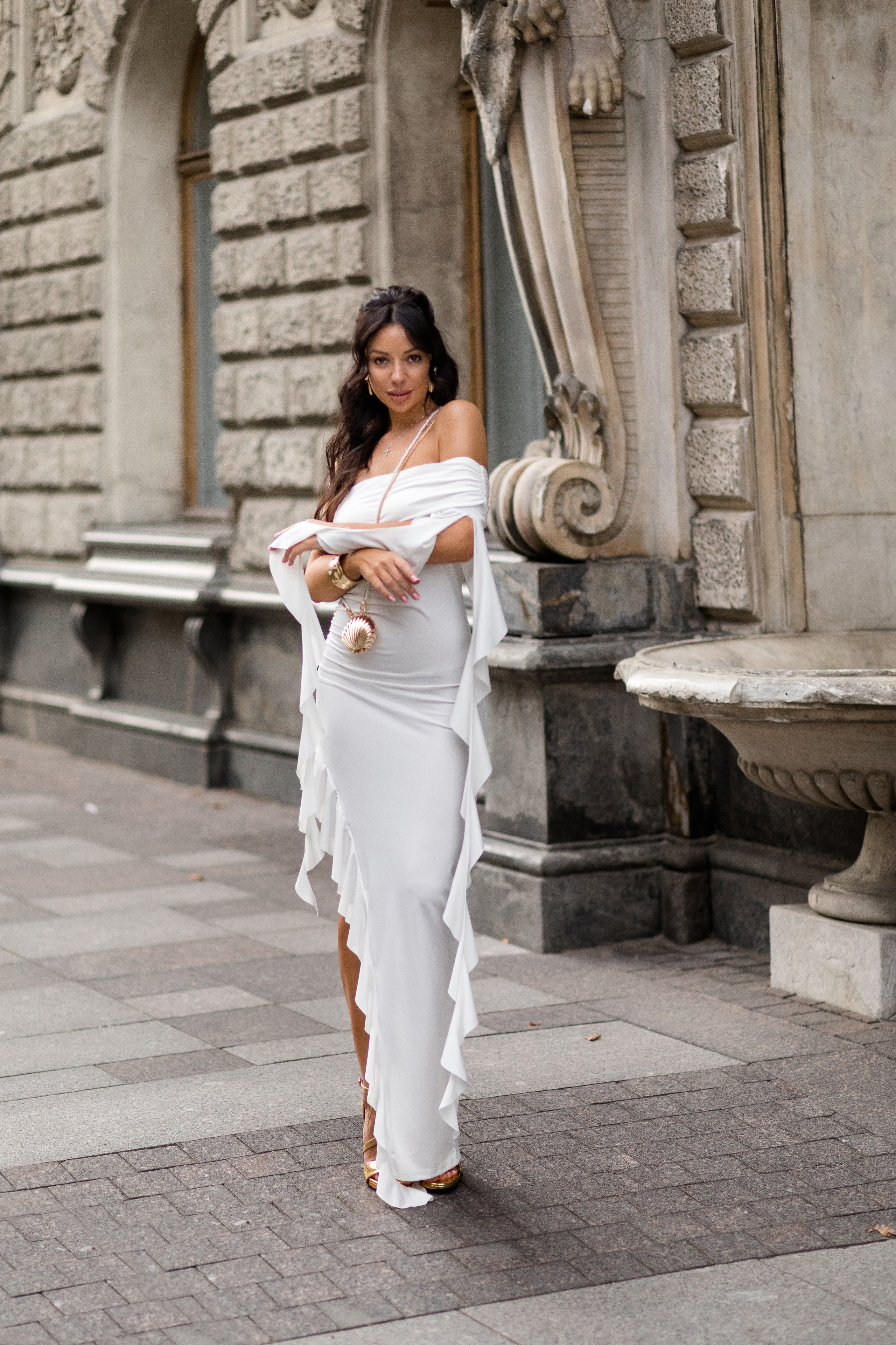 ЖЕНСКИЙ ПОРТРЕТ. Главная