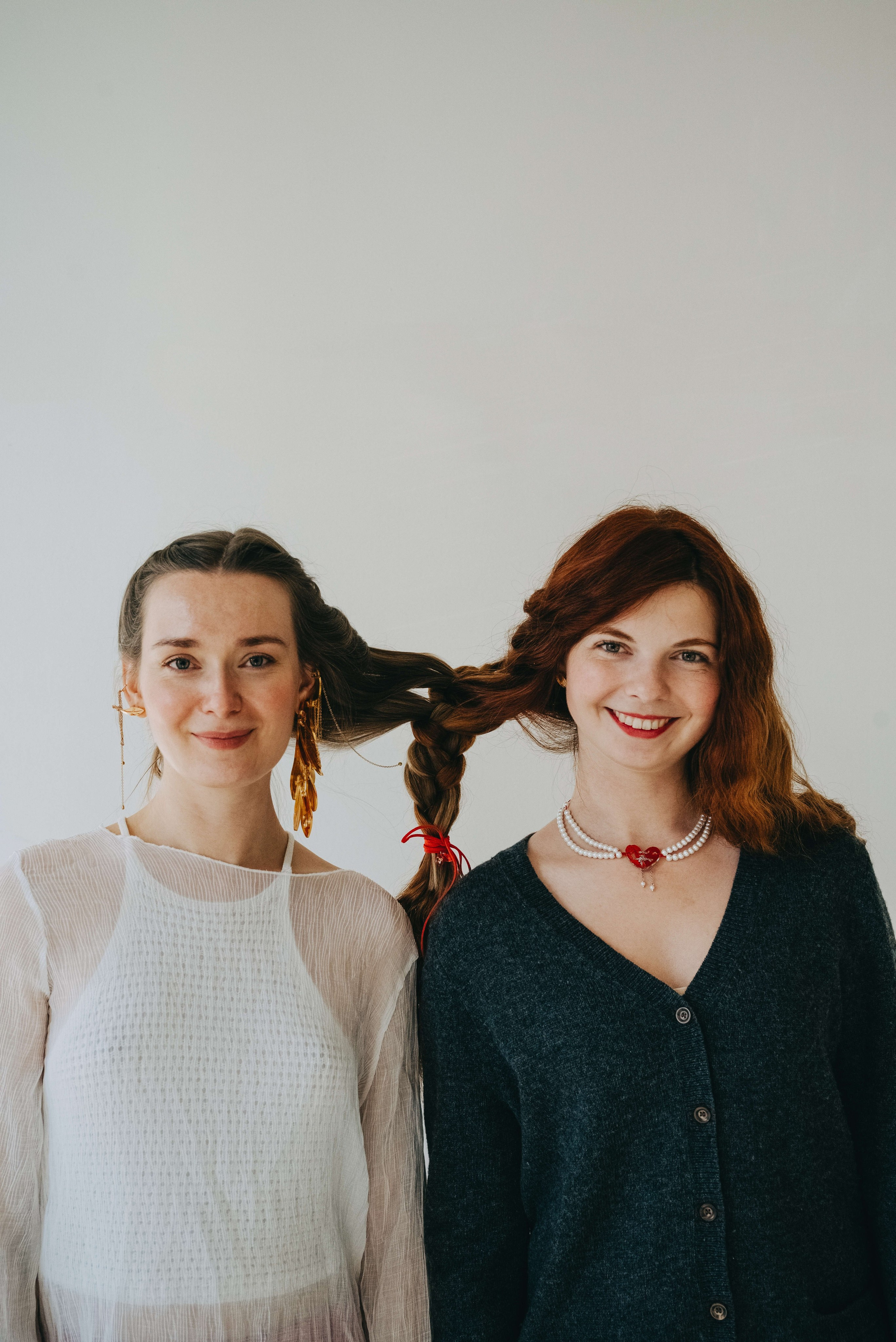 Съемка для бренда украшений в славянском стиле. Портретный и свадебный фотограф в Тбилиси • xeniqo