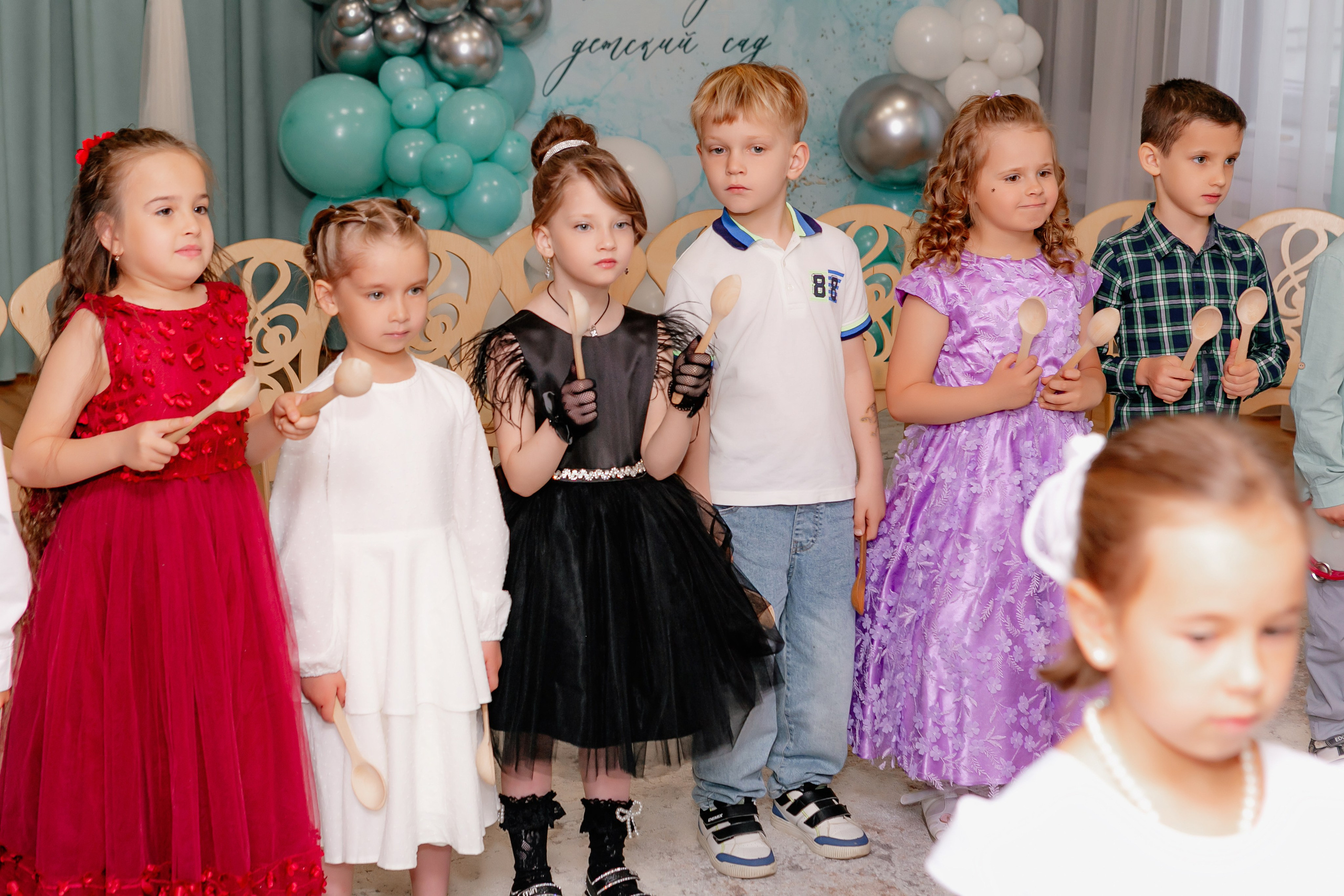 ВЫПУСКНОЙ ДЕТСКИЙ САД. Контент фотограф, съемка для маркетплейсов, фуд съемка и репортажи в Новосибирске Ралия Галеева