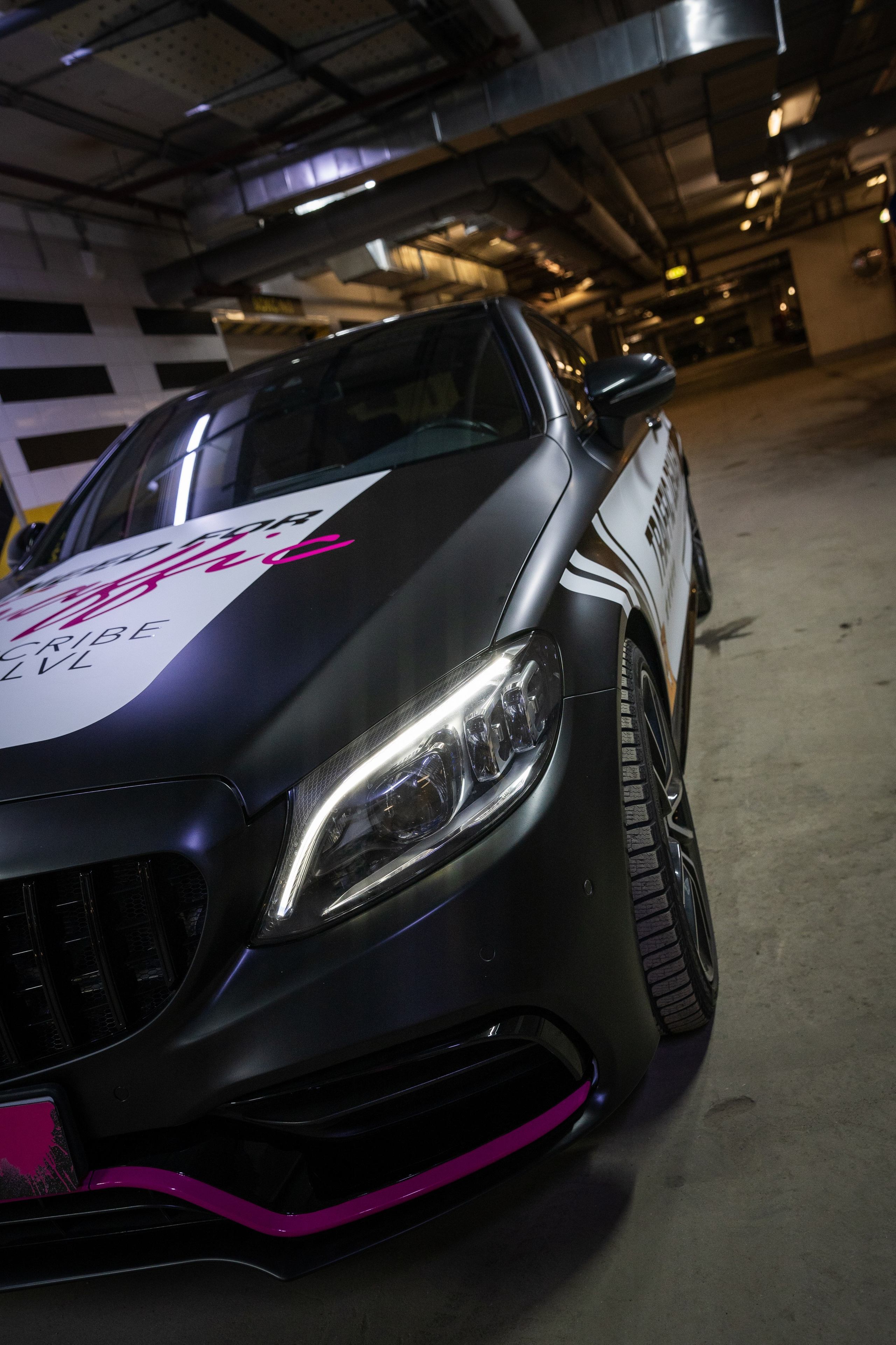 Винилография на Mercedes Benz C43 AMG. Студия дизайна и оклейки авто Barmaley Design