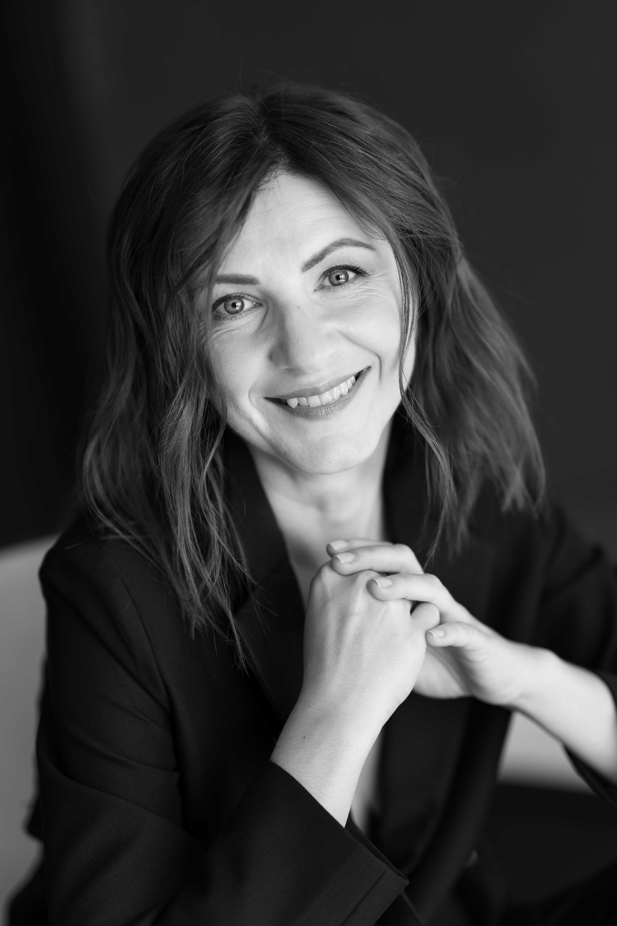 Женский портрет 35+. Женский портретный фотограф 35+ Воронеж. Добро пожаловать в магию ЧБ портрета