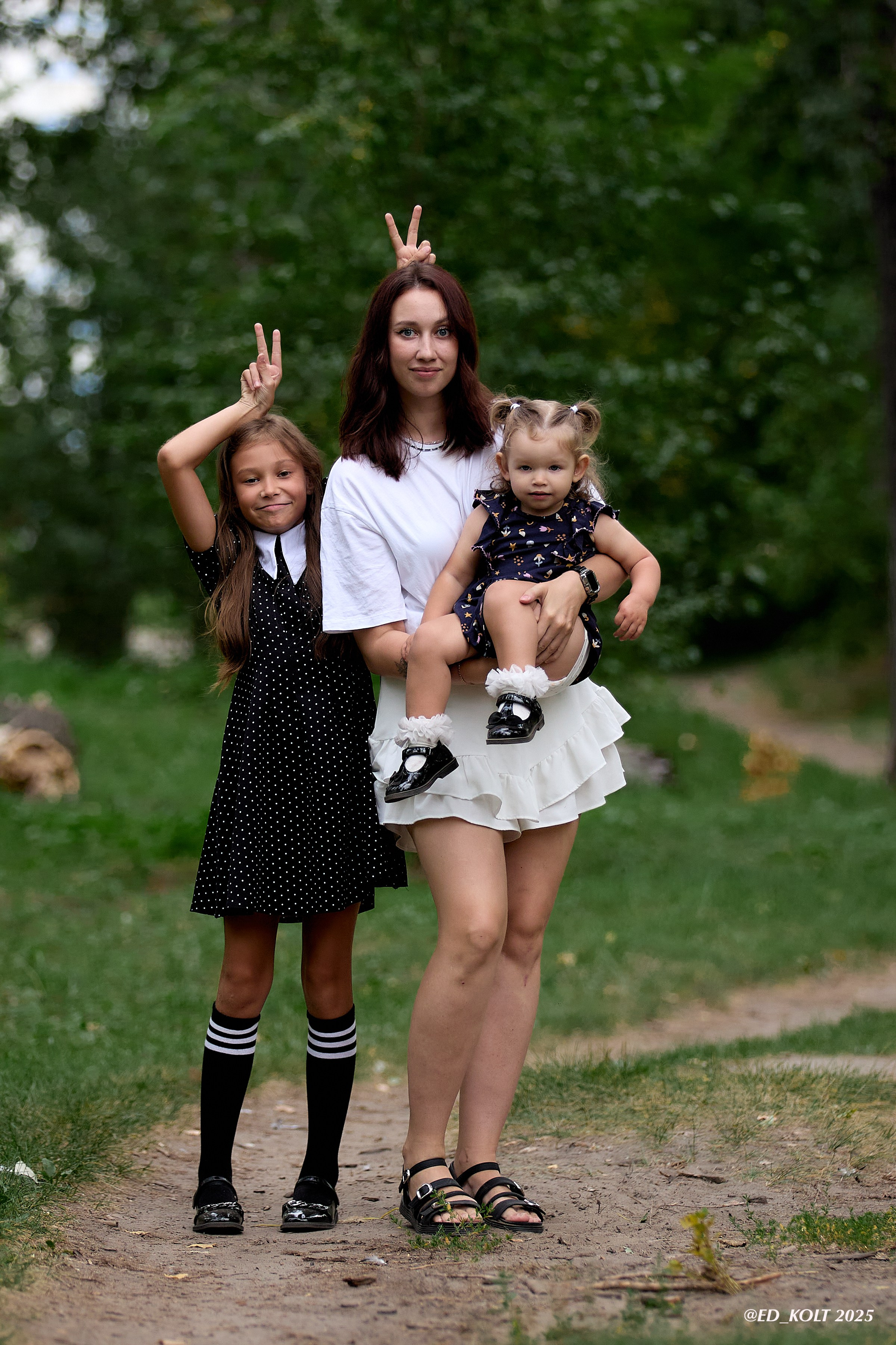 Сказочная тропинка. ФОТОГРАФ ЭДУАРД КОЛТУНОВСКИЙ