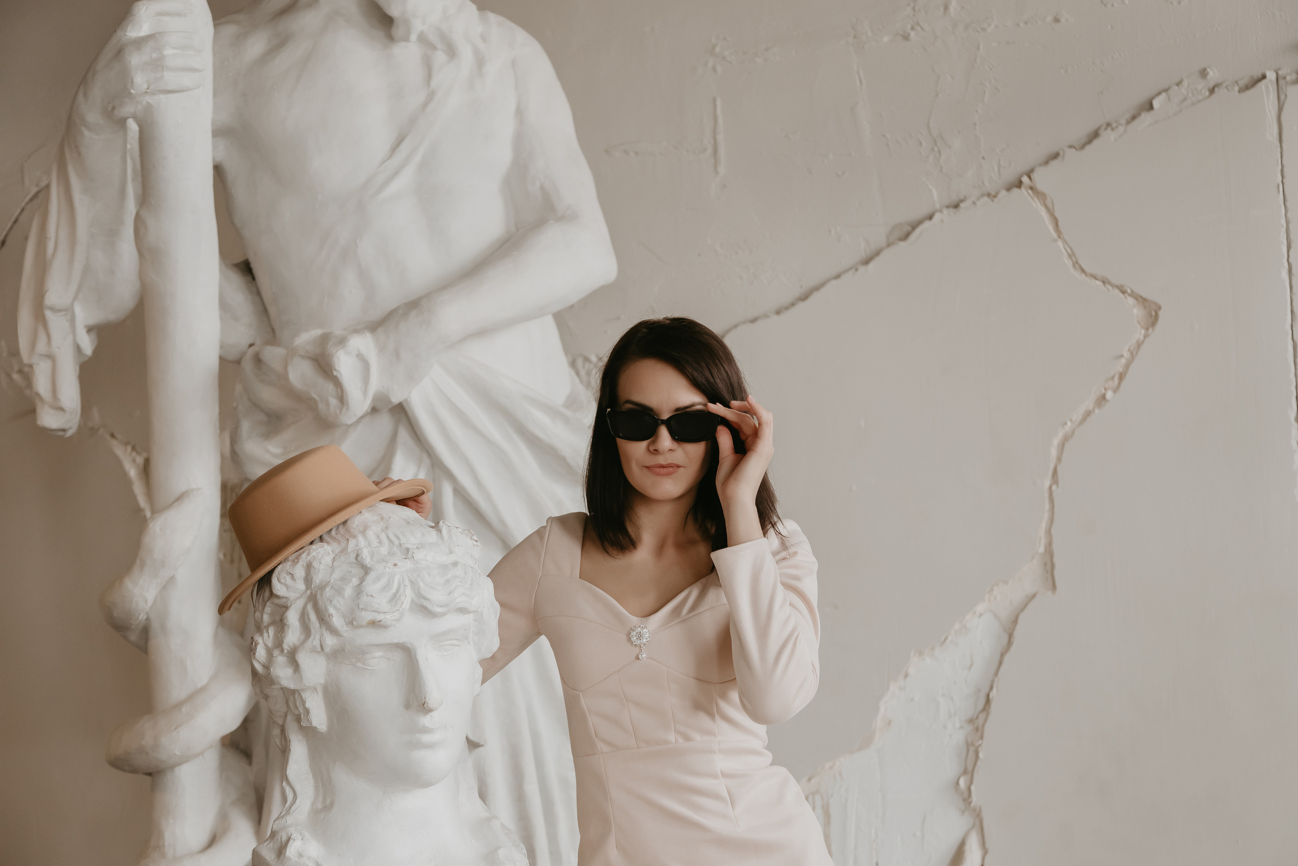 В студии «Локация 223». Семейный и свадебный фотограф в Петербурге Евгения и Николай Шевчук