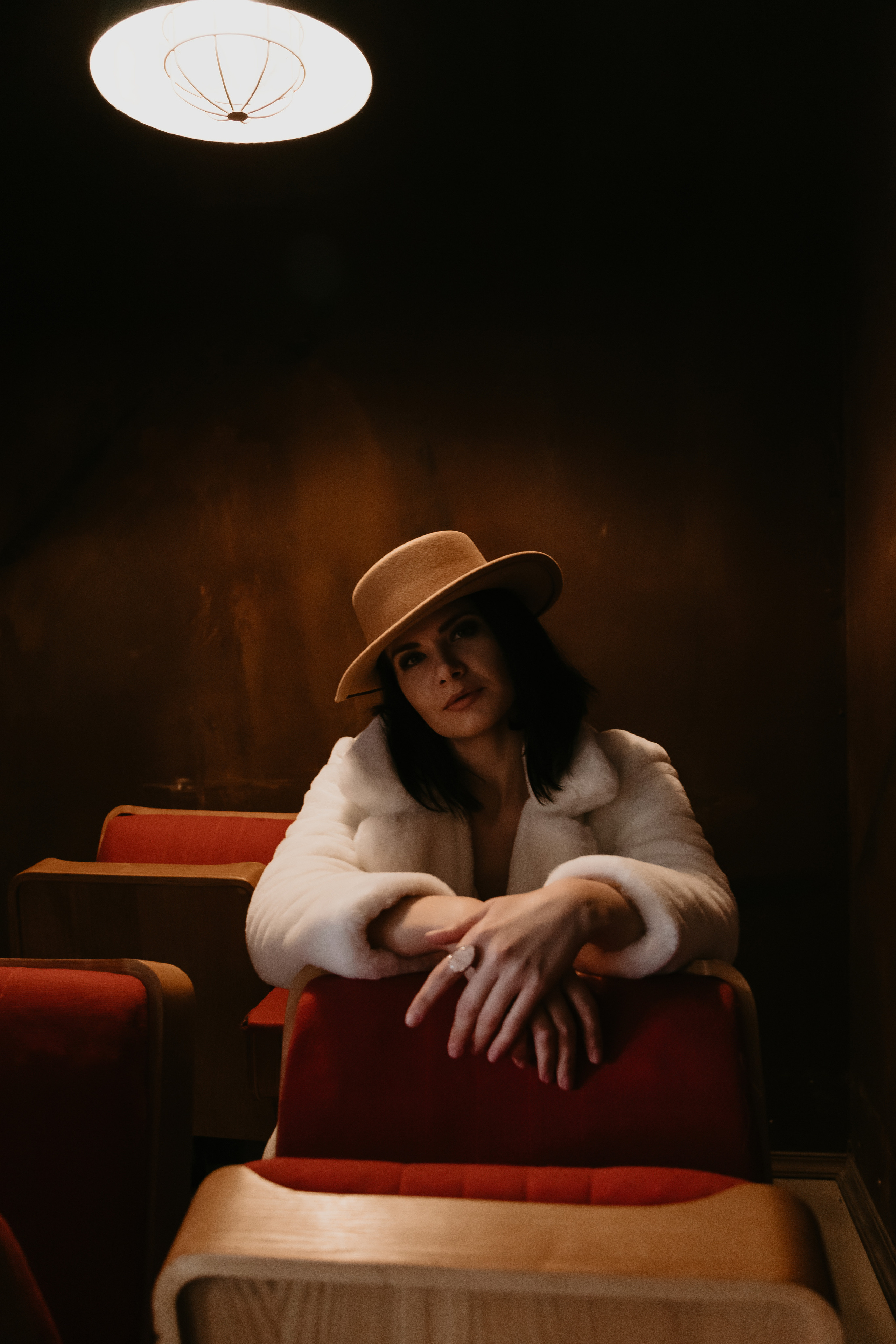 В студии «Локация 223». Семейный и свадебный фотограф в Петербурге Евгения и Николай Шевчук