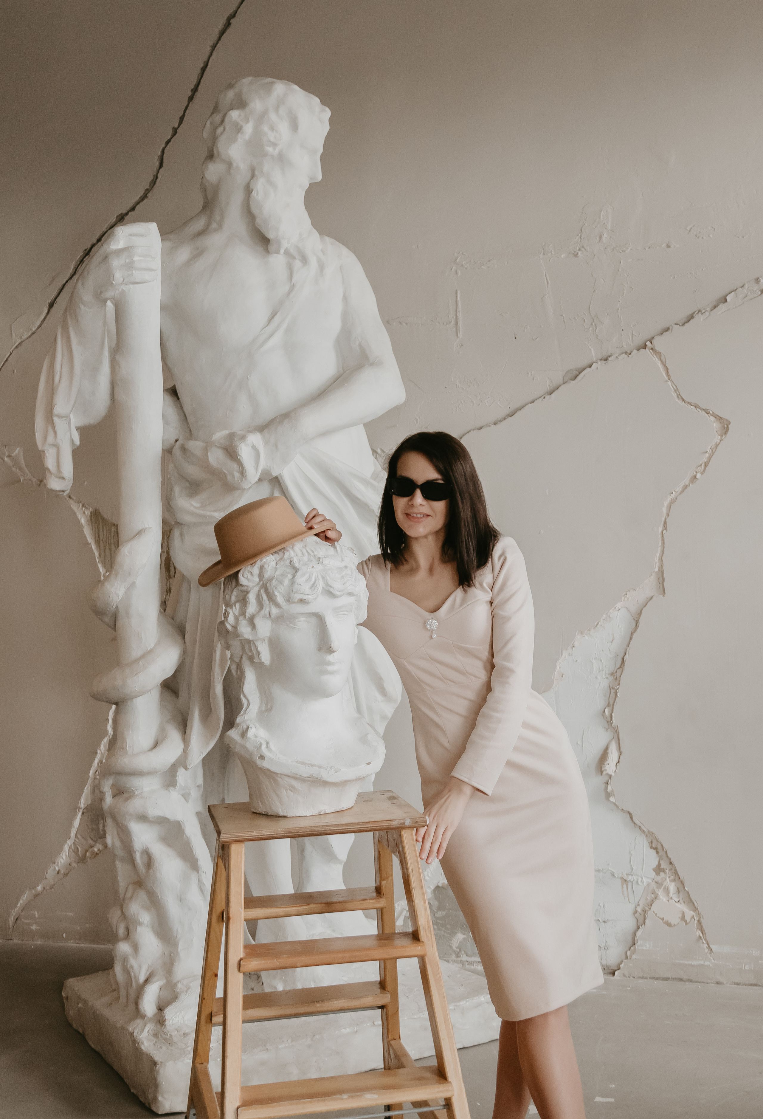 В студии «Локация 223». Семейный и свадебный фотограф в Петербурге Евгения и Николай Шевчук