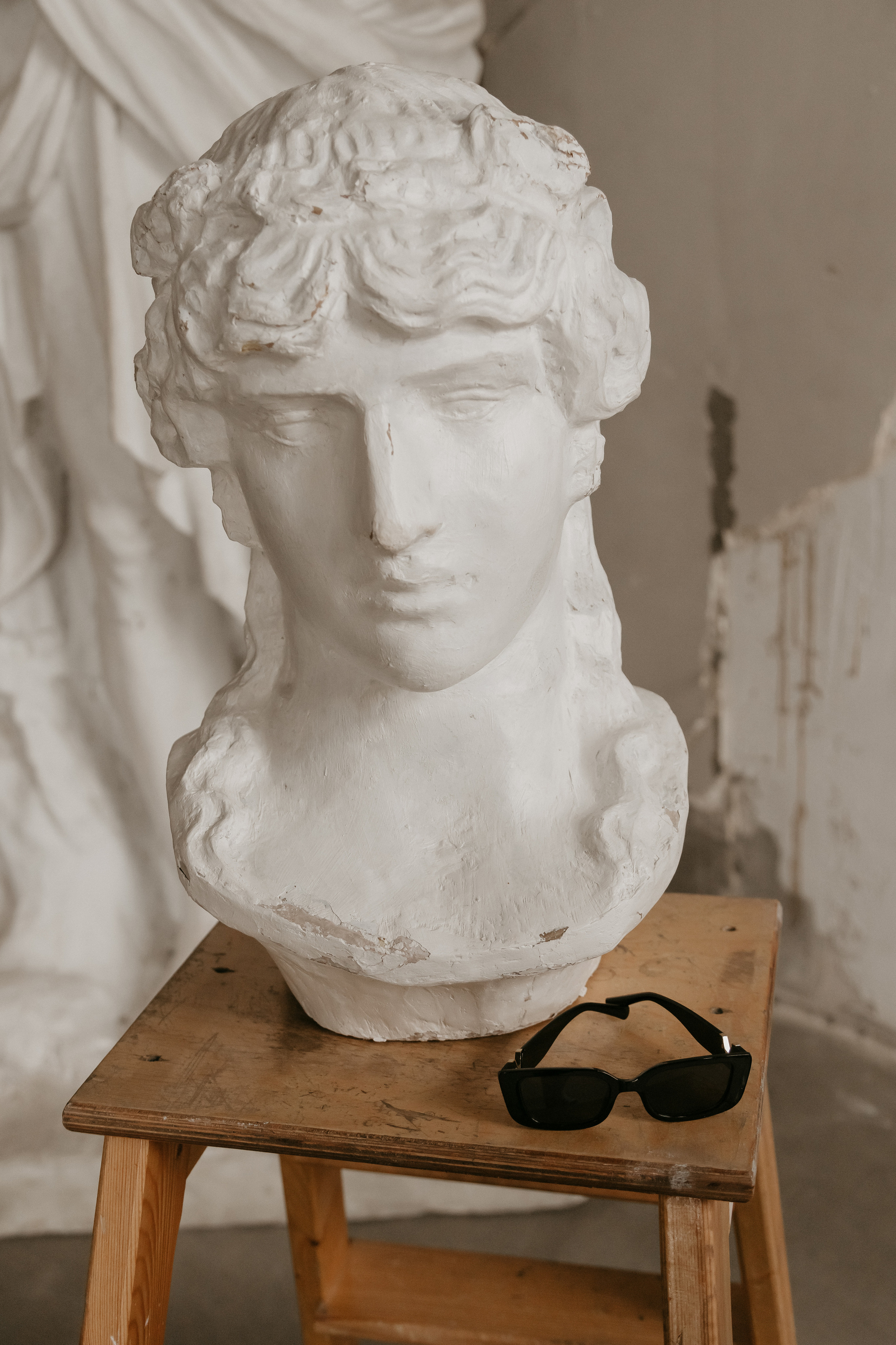 В студии «Локация 223». Семейный и свадебный фотограф в Петербурге Евгения и Николай Шевчук