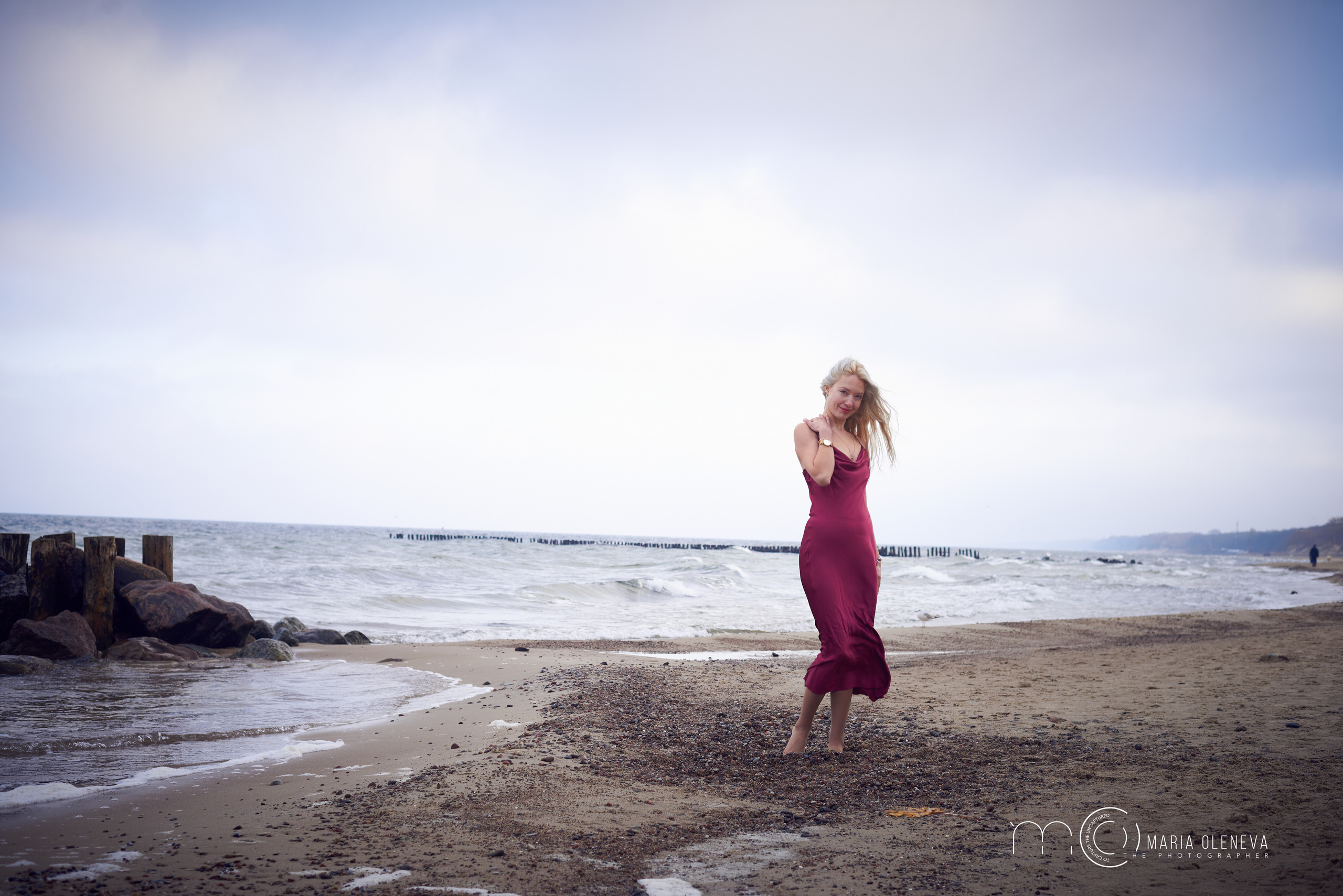 Даша и море. Фотограф Мария Оленева