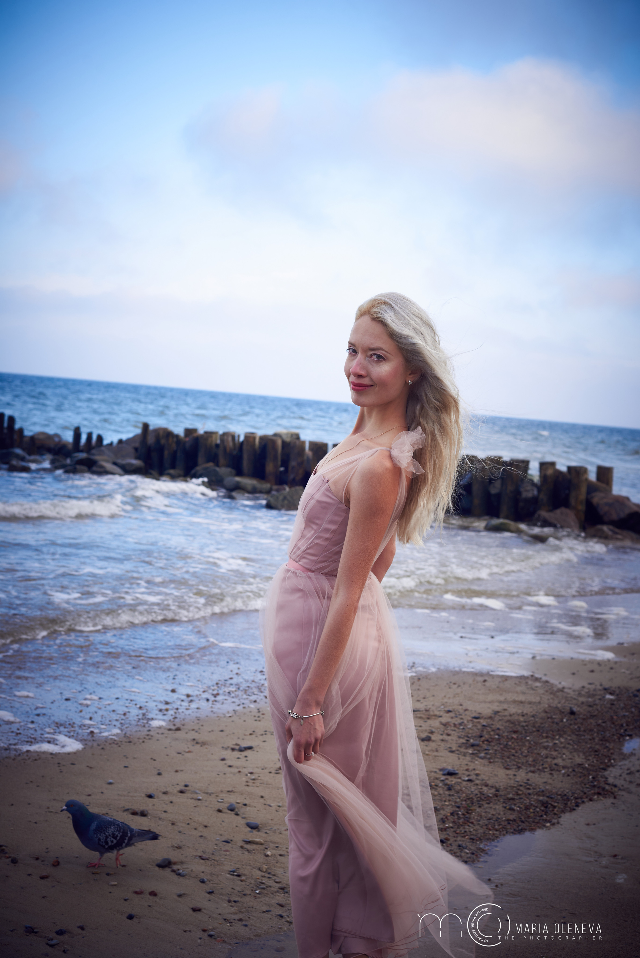 Даша и море. Фотограф Мария Оленева