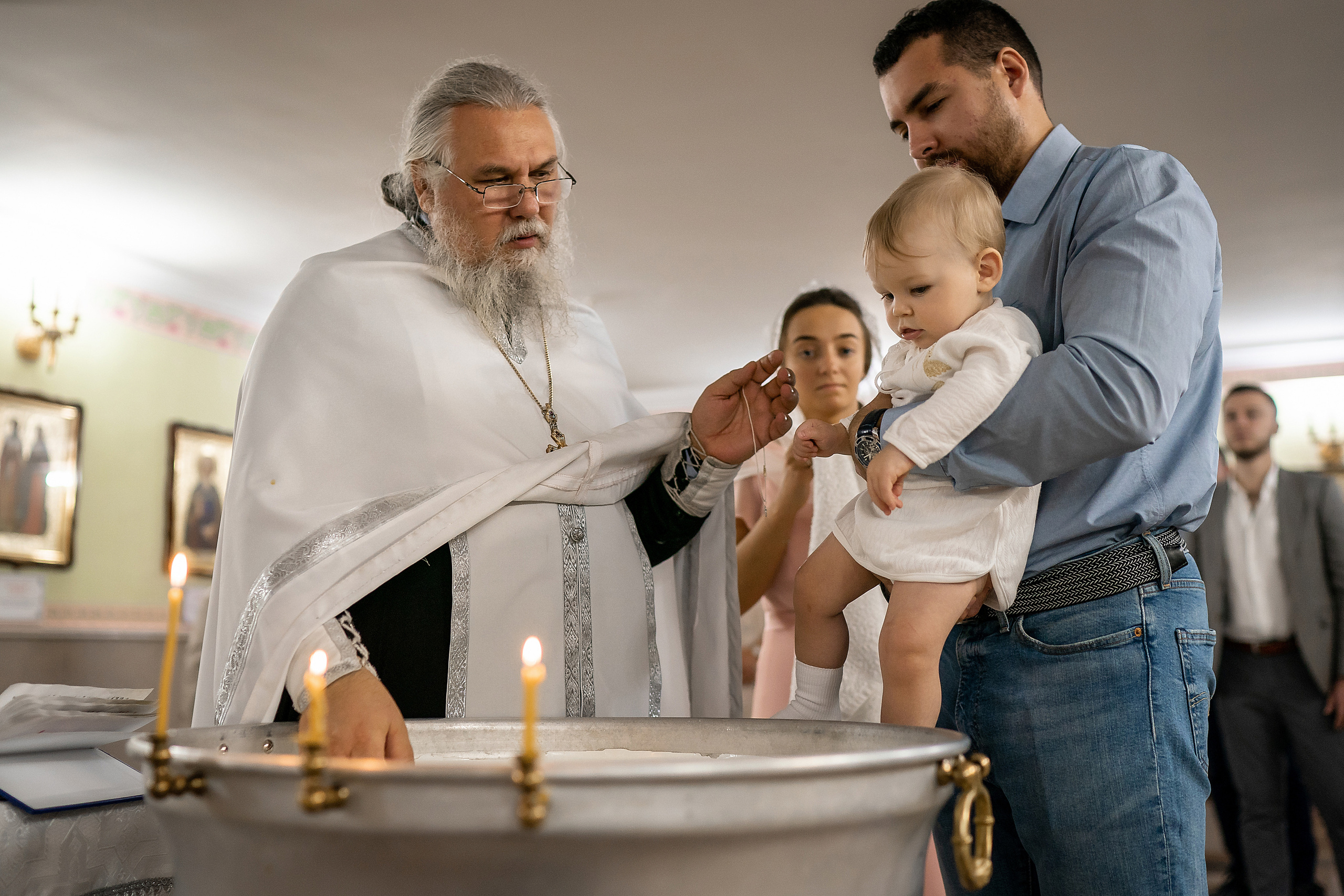 Крещение Максима, Храм Рождества Христова. Фотограф на Крещение и Венчание в Красноярске Рамазанова Юлия