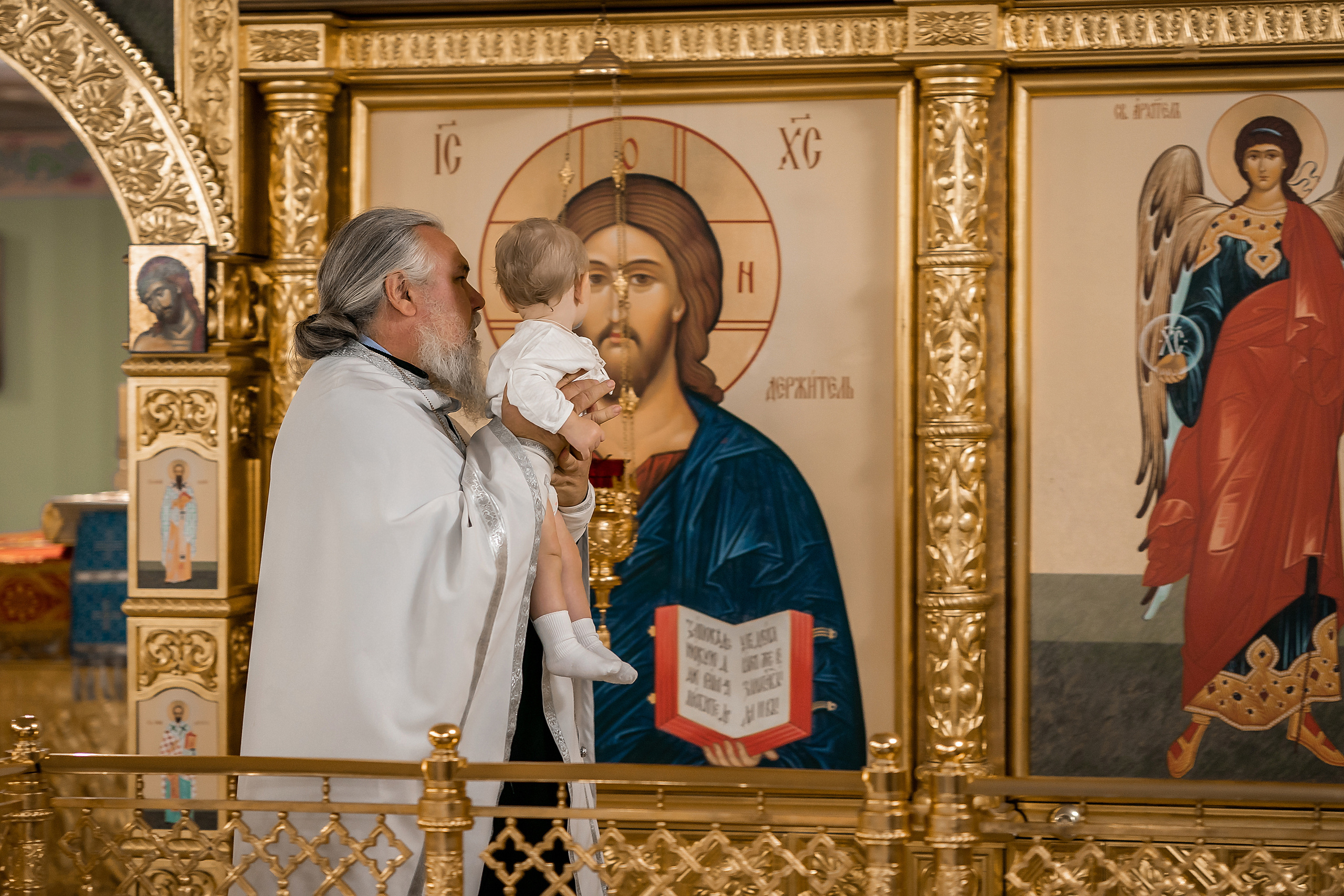 Крещение Максима, Храм Рождества Христова. Фотограф на Крещение и Венчание в Красноярске Рамазанова Юлия