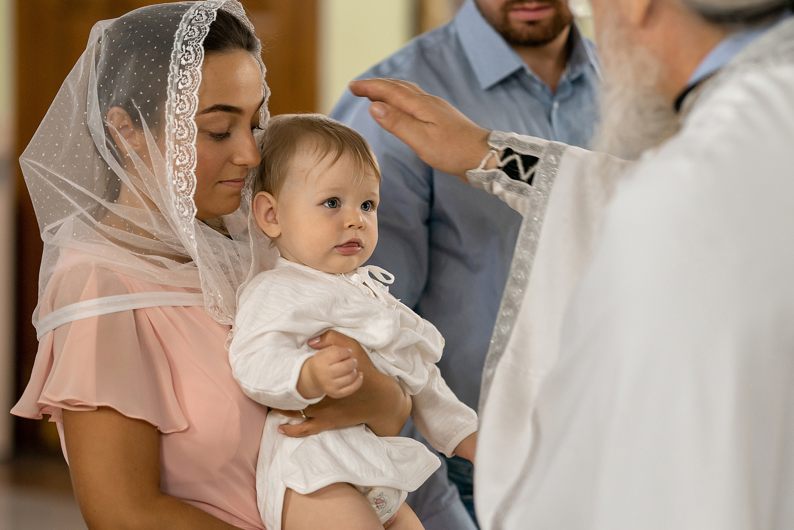 Крещение Максима, Храм Рождества Христова. Фотограф на Крещение и Венчание в Красноярске Рамазанова Юлия