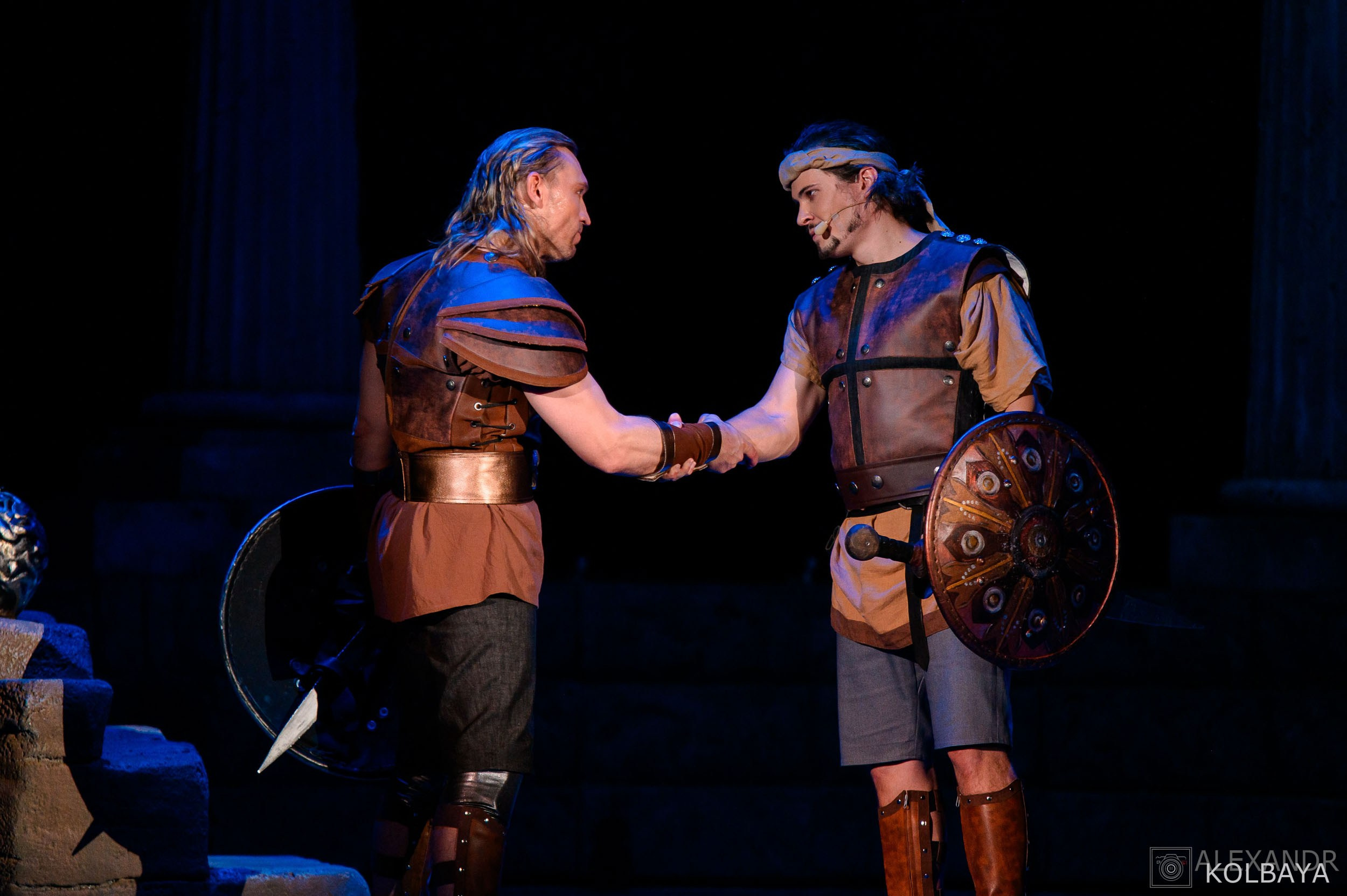 Фоторепортаж со спектакля Гладиатор в Театре Терезы Дуровой. Концертный и театральный репортажный фотограф в Москве Александр Колбая