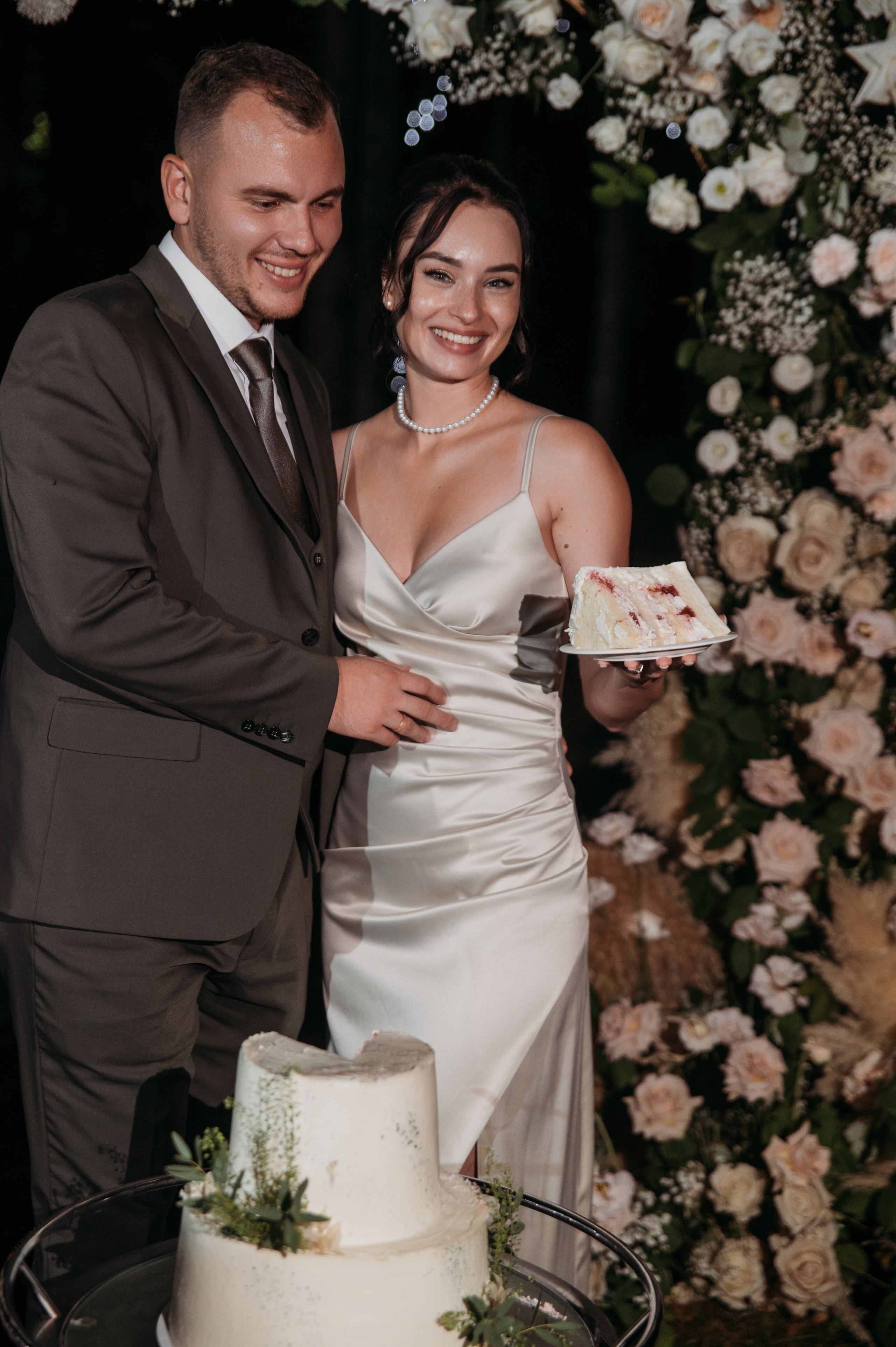 Галерея со свадьбы в Твери, красивая пара в Домотканово. Свадебный фотограф в Твери, Москве и Санкт-Петербурге Денисова Екатерина