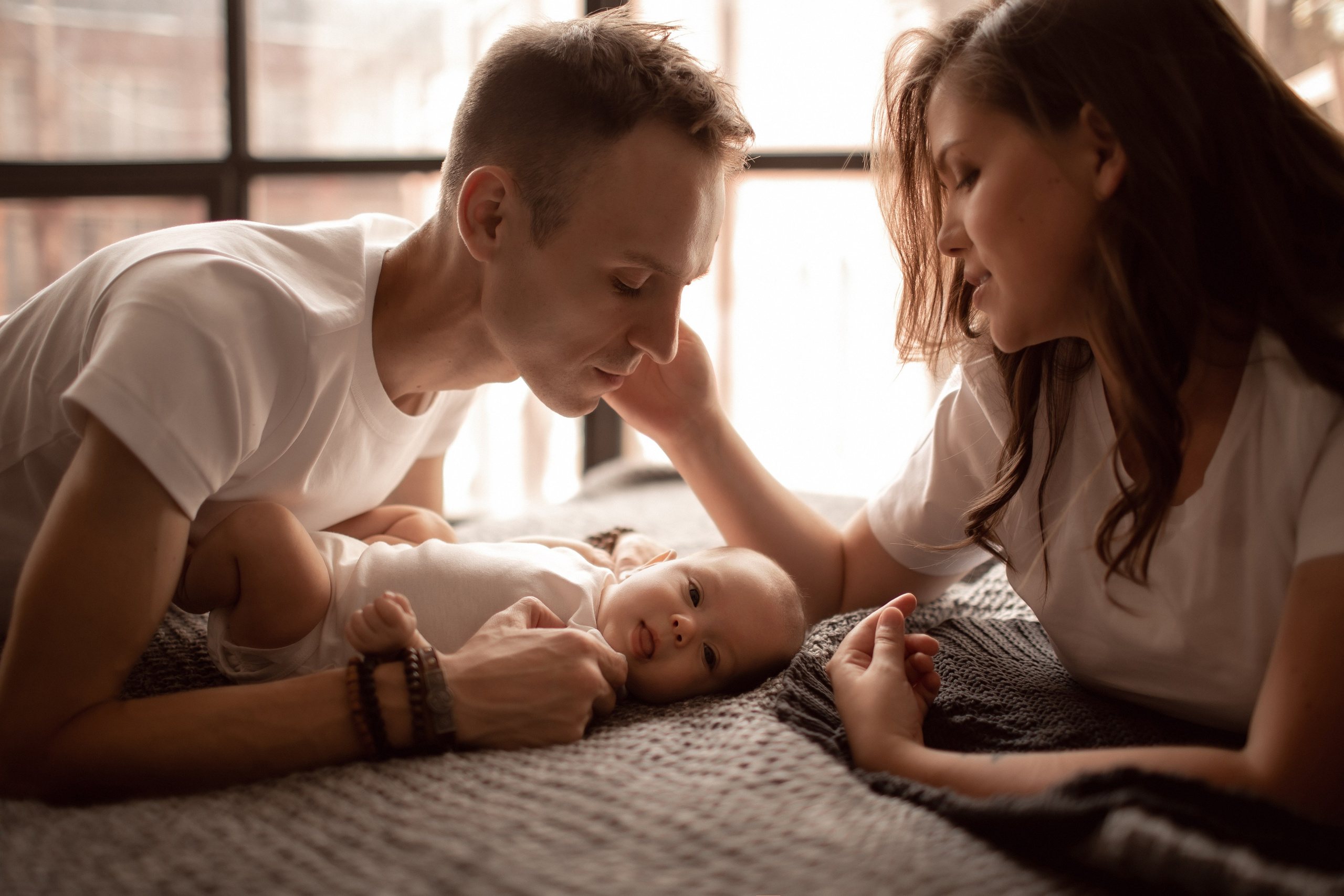 Валерия и Геннадий с крошкой. Семейный фотограф в Москве