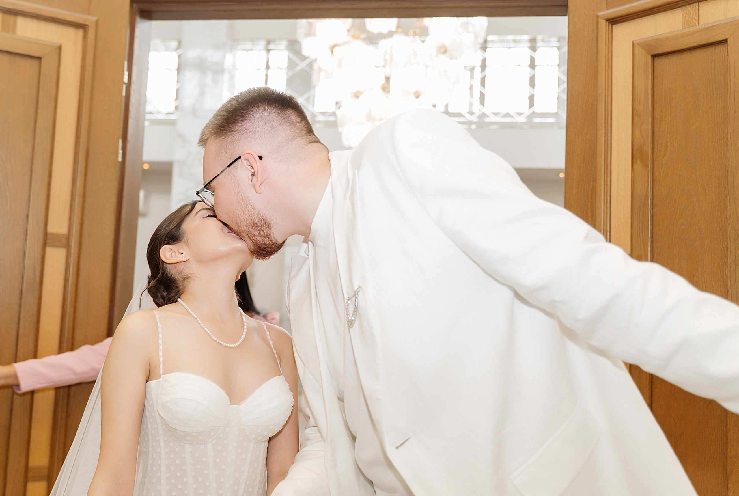 Иван и Изабелла «Веранда Отрадное». Свадебный фотограф