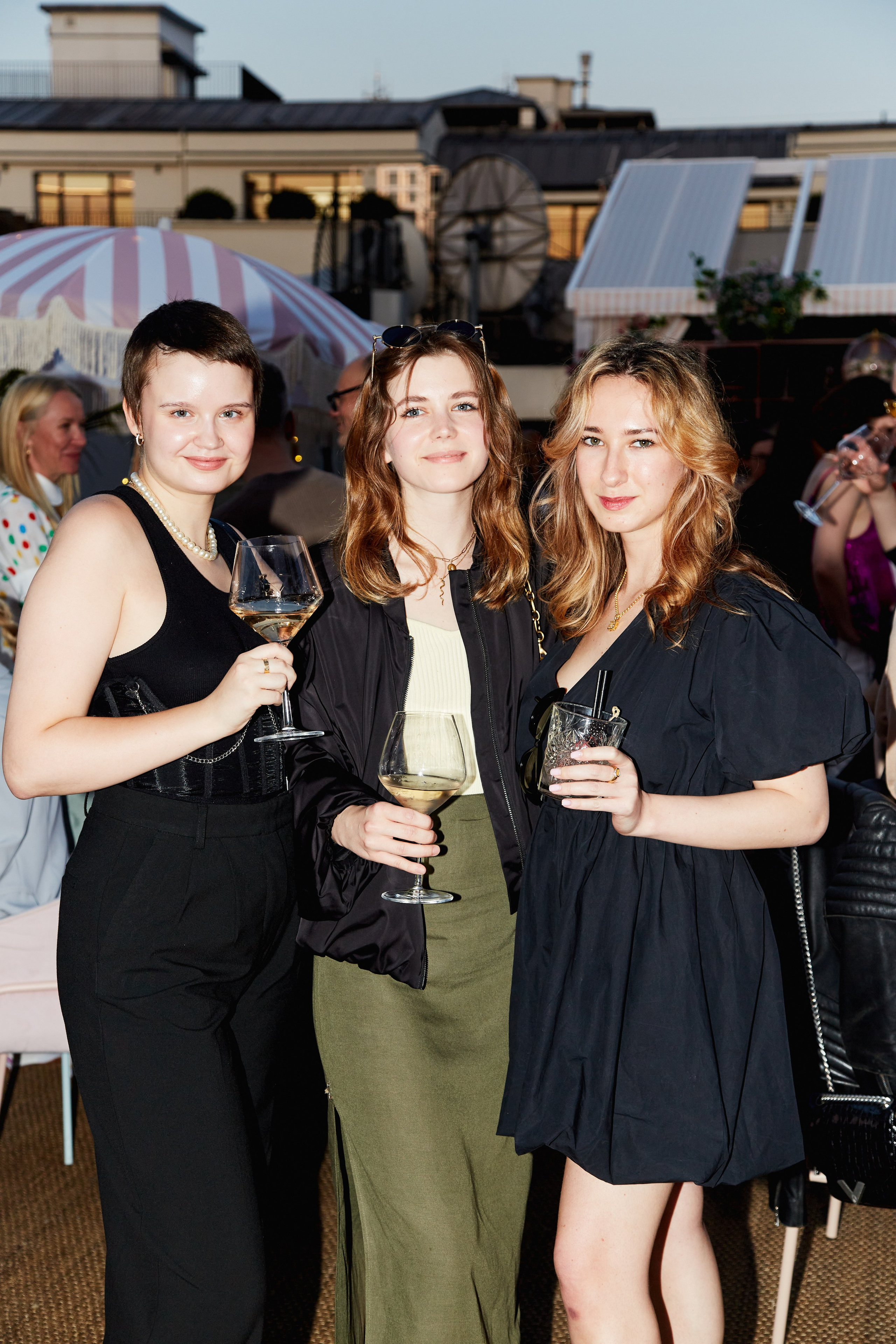 FEVER FRIENDS PARIS PARTY. Photographer Daria Ilkevich