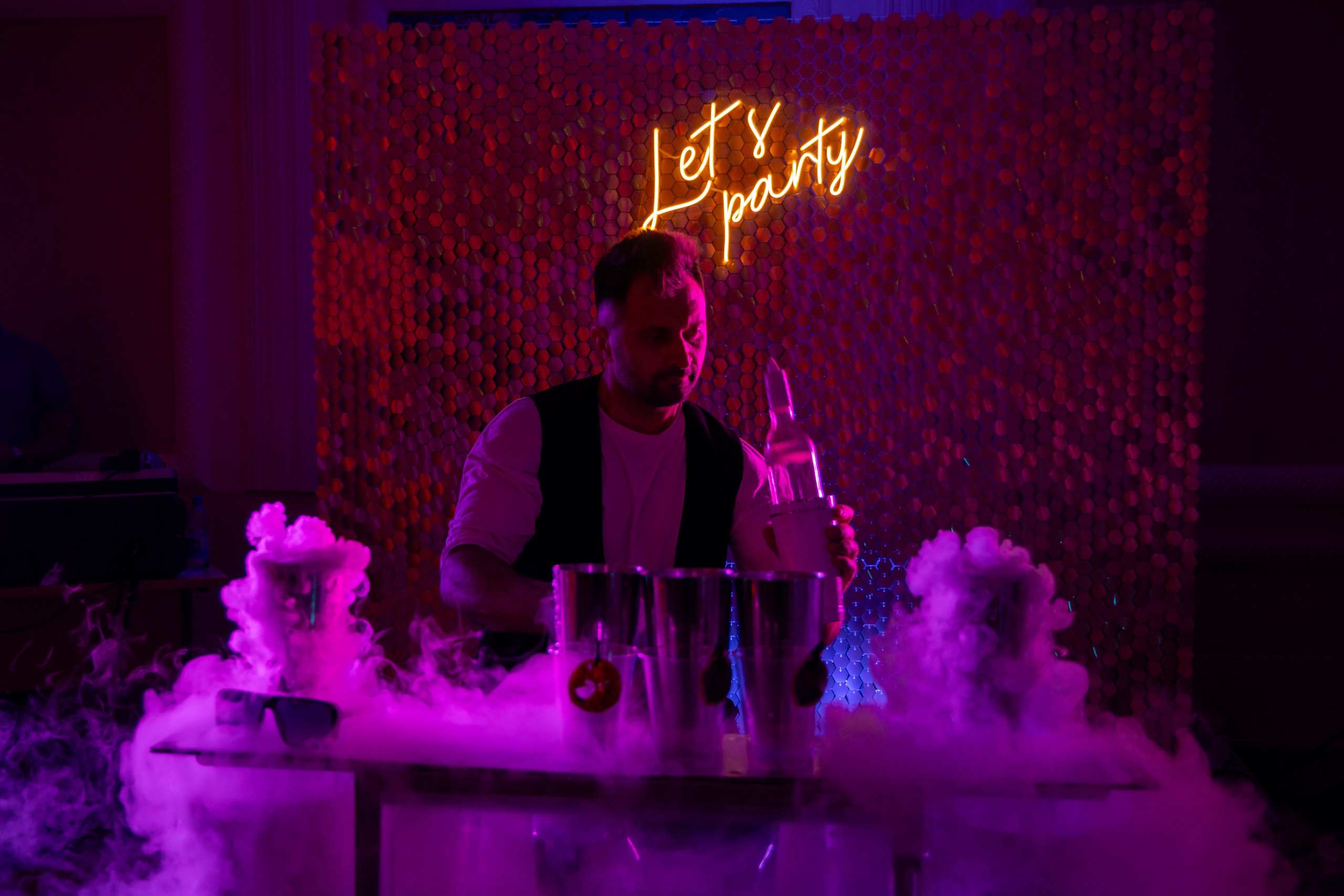 Школьный выпускной 2024 год в Соколе (Минск). Свадебный фотограф в Минске/Беларуси Сергей Спиридонов