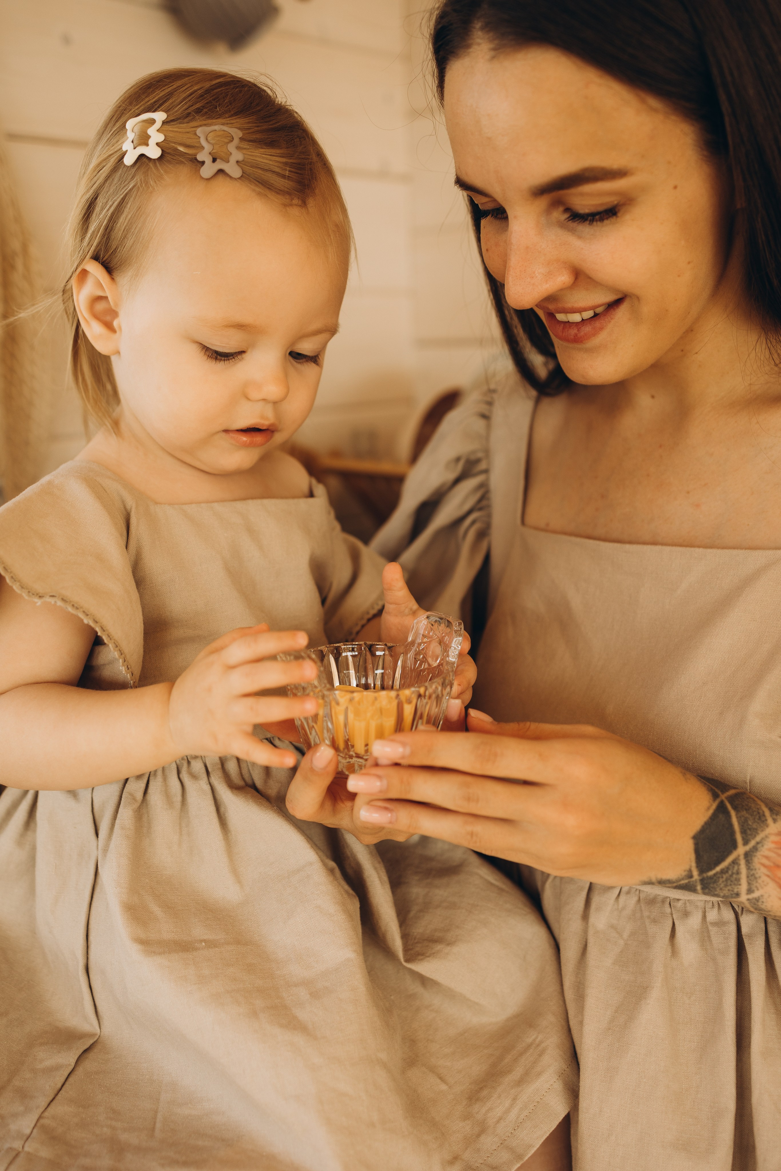 Оля и Мирослава Беседка. Семейный фотограф в Москве Виктория Ястребинская