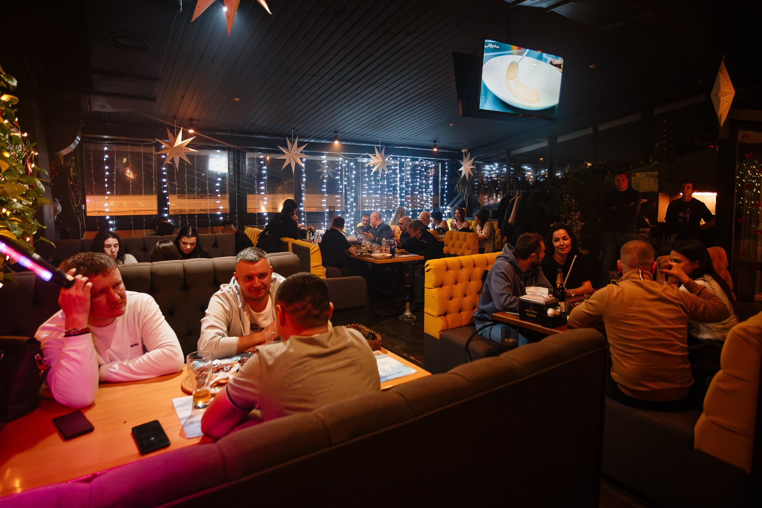 Simple Saturday_Simple Bar_Симферополь_21.12.2024. Аминов Руслан | Фотограф