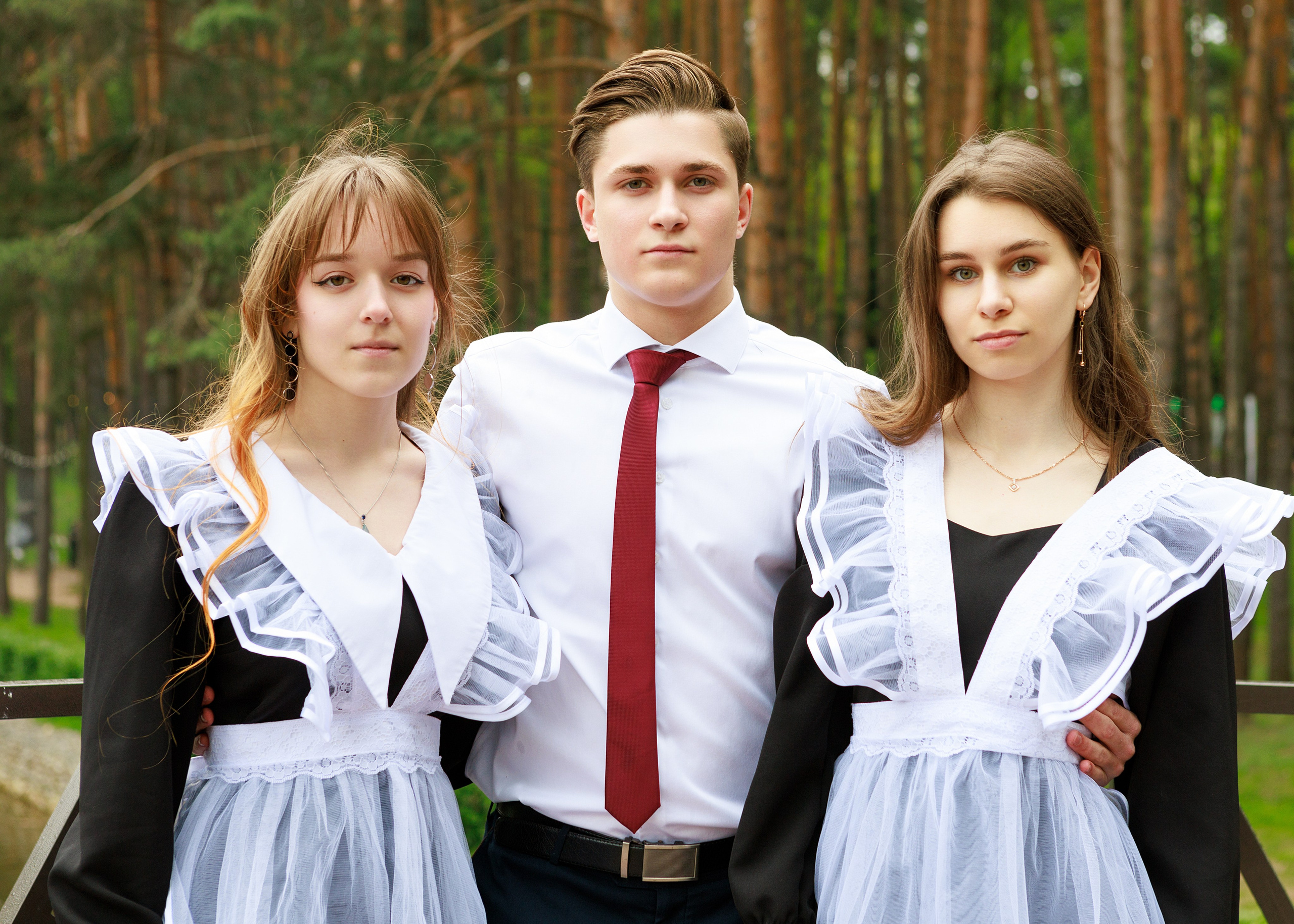 Школа 9 — 11 классы. Выпускные альбомы для школ и детских садов