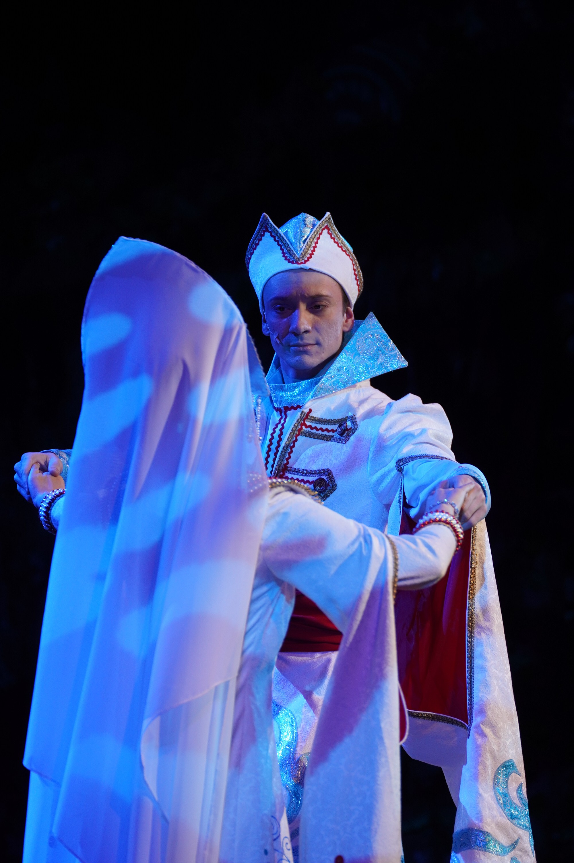 Аленький Цветочек (НЭТ). Maxon Magnusson