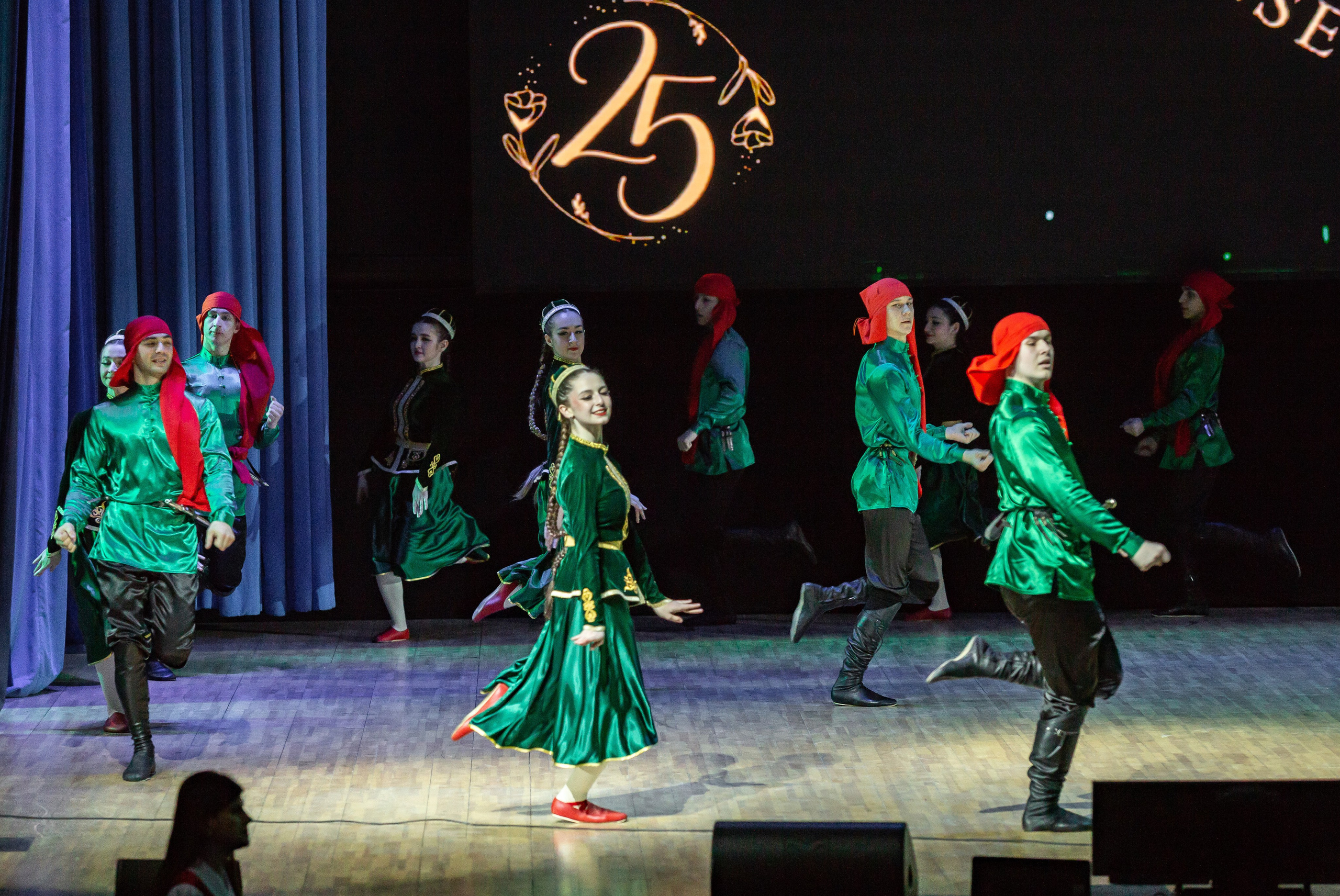 Юбилейный концерт танцевального коллектива «Адыги». Репортажный фотограф в Москве