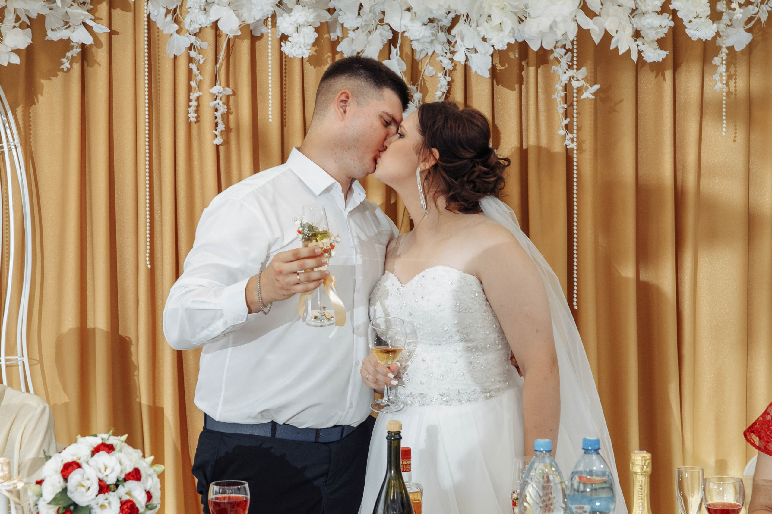 Татьяна и Виктор: настоящая русская свадьба. Событийный фотограф Максим Бескоровайновнов