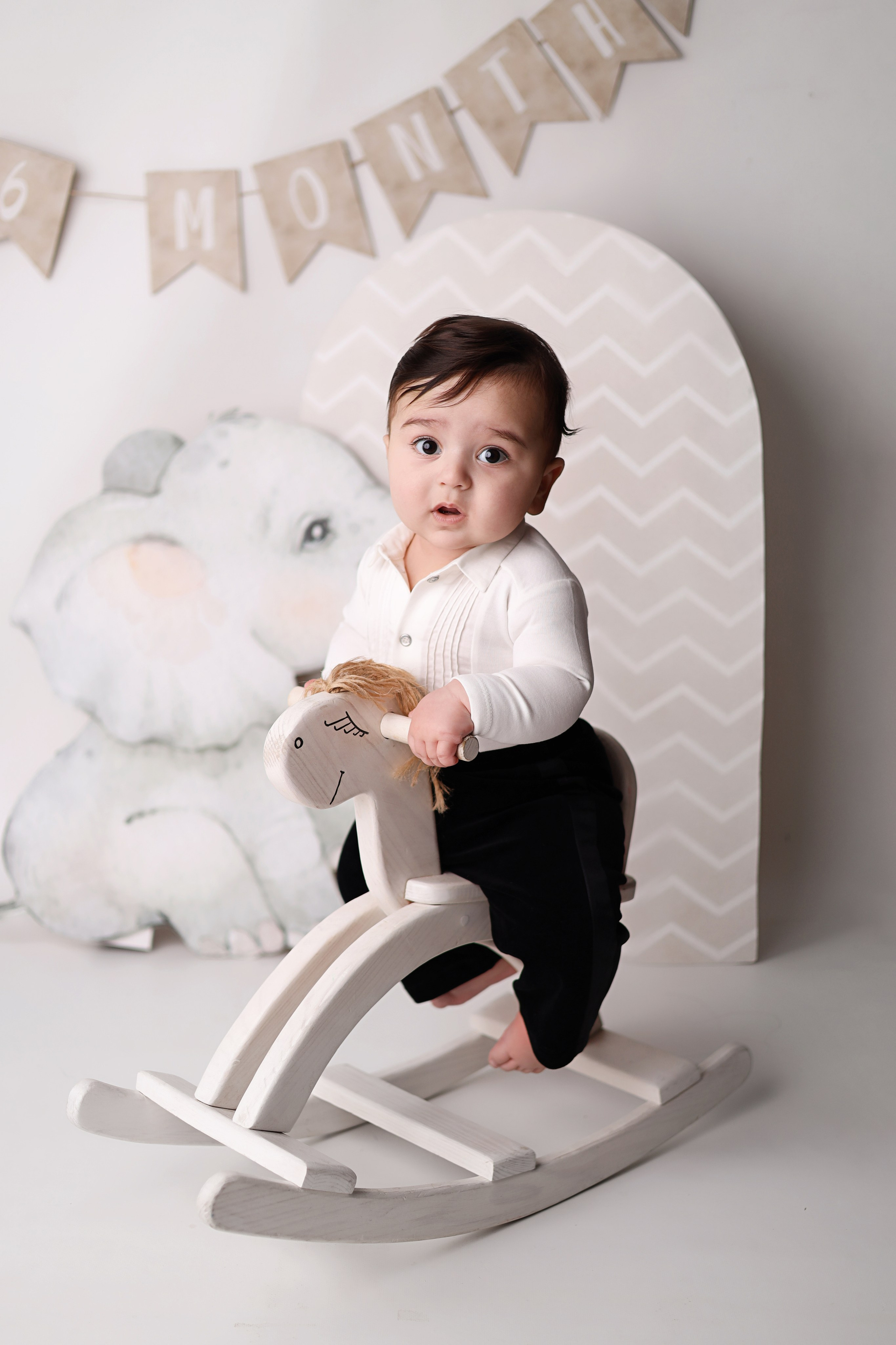 Азнавуру 6 месяцев. Фотограф новорожденных Москва. Ньюборн фотограф Москва