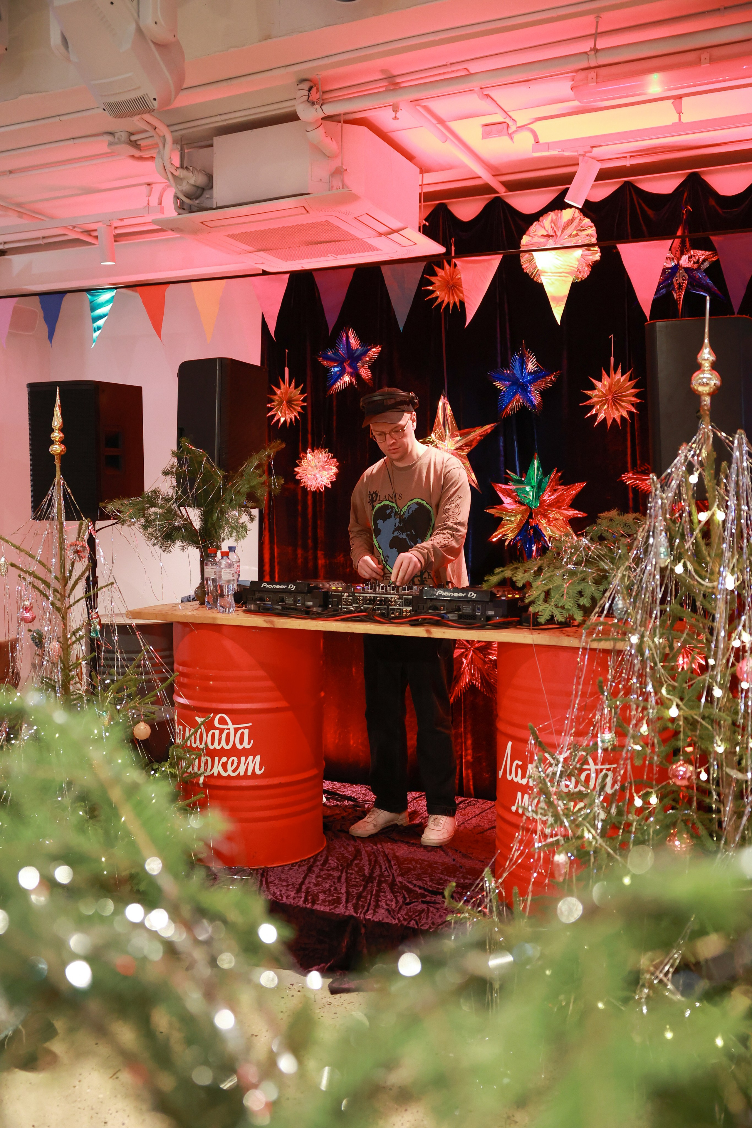 23–24 декабря 2023 в «Три вокзала. Депо» / День 1. Фотоотчеты «Ламбада-маркета»