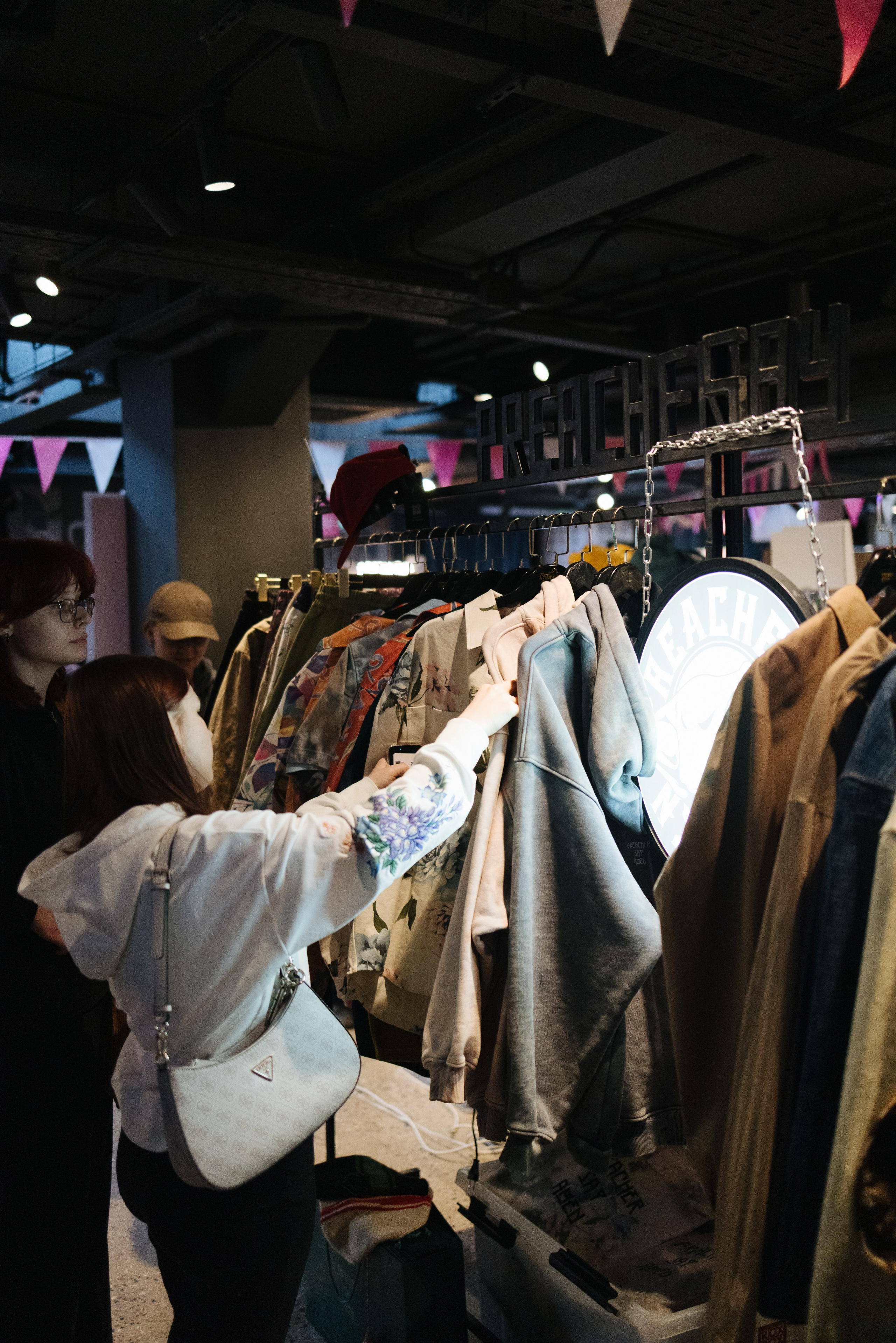 7–8 марта 2025 в пространстве «Три вокзала. Депо» / День 2 / фото Валерий Белобеев. Фотоотчеты «Ламбада-маркета»