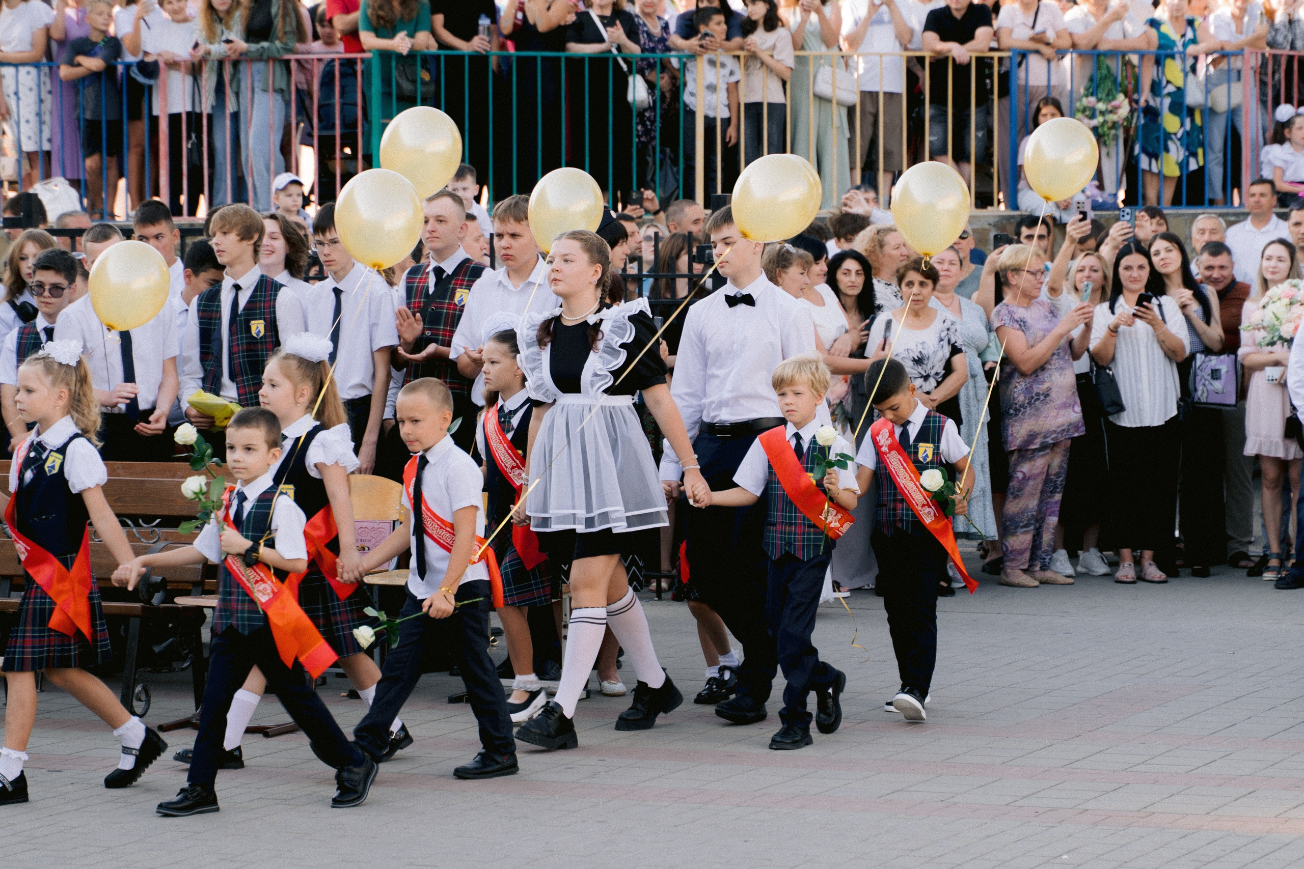 11 класс 40 Школа. Выпускные альбомы Натальи Бутко: Новороссийск, Анапа, Геленджик