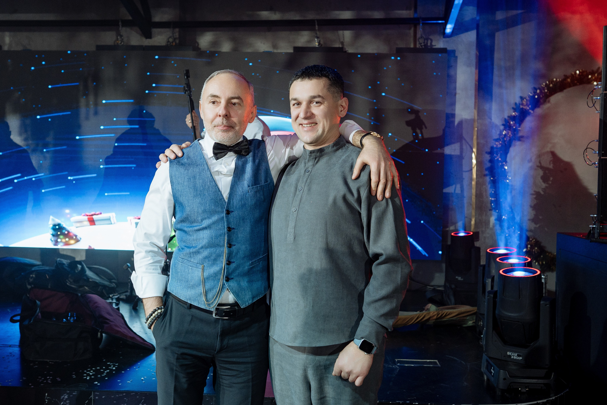 Альбион Тур